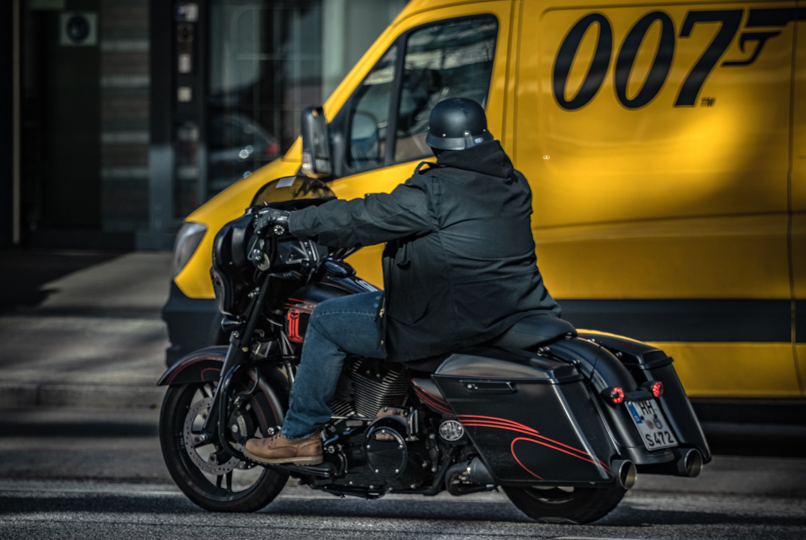 STREET. NE Cinema — backstage and reportage photography in cinema, music, Automotive and sport