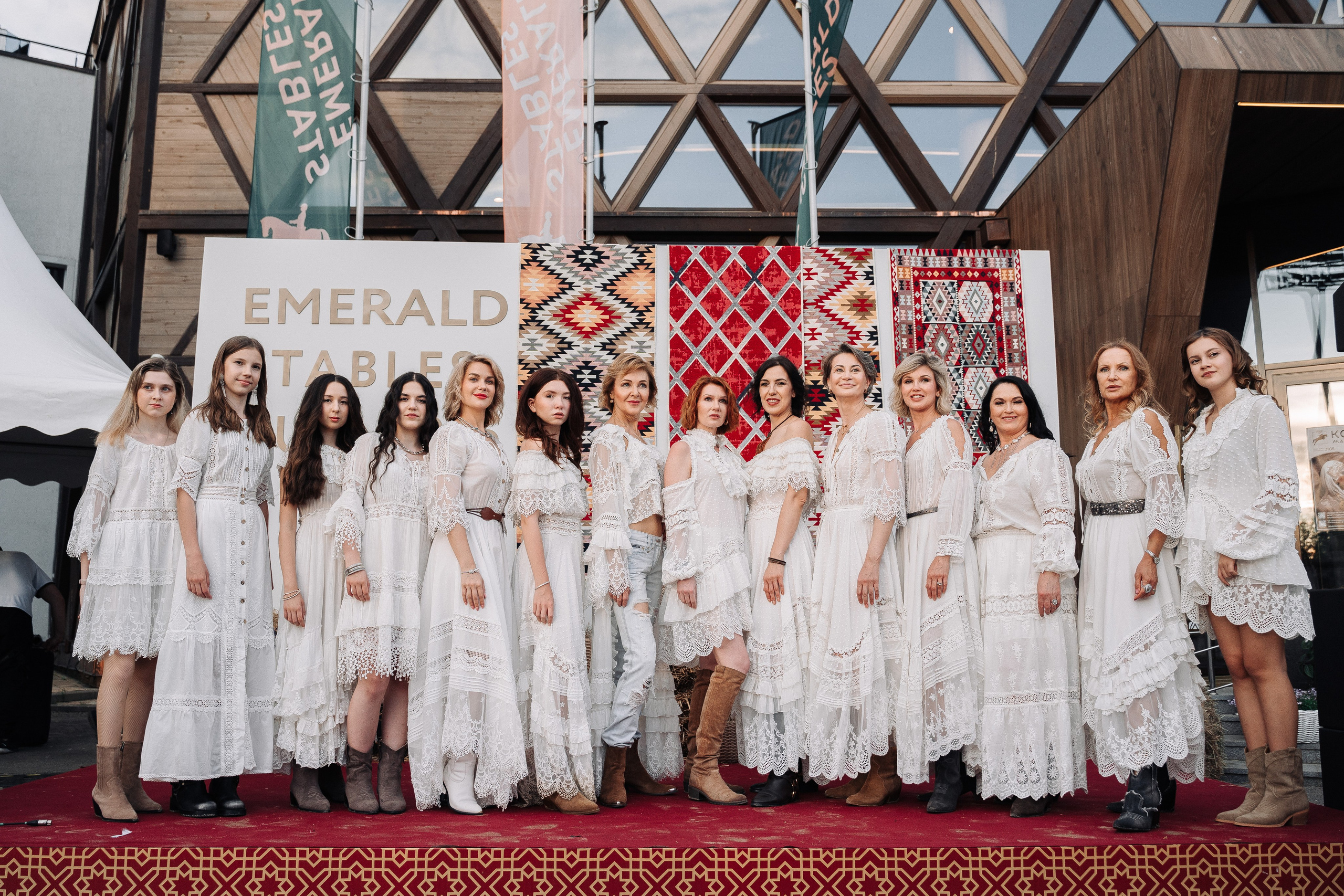 Магия Востока в Emerald Stables. Свадебный и семейный фотограф в Москве и МО Геннадий Туманцев