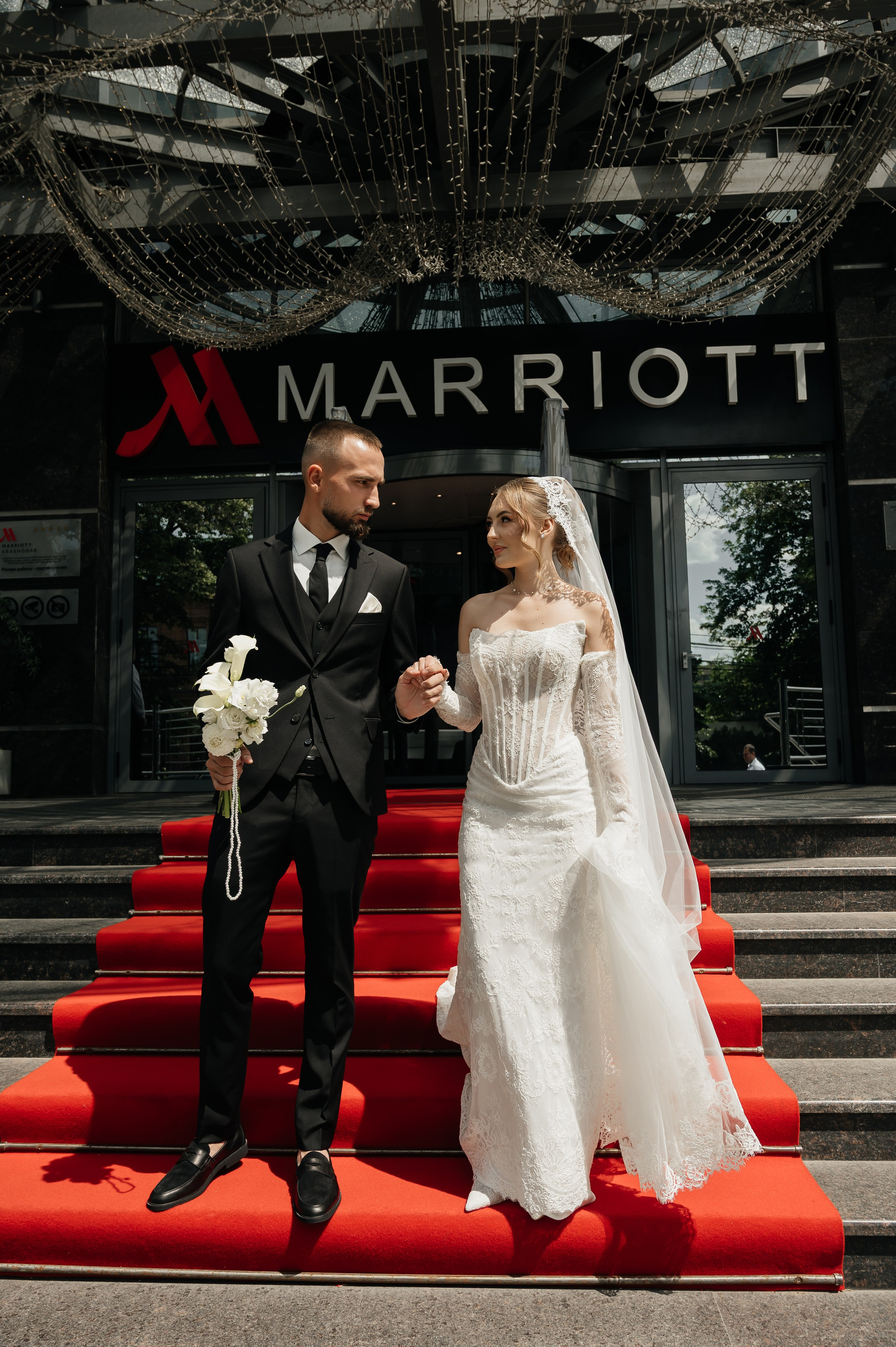 Свадьба (утро в отеле). Свадебный и семейный фотограф в Краснодаре Алина Мельник