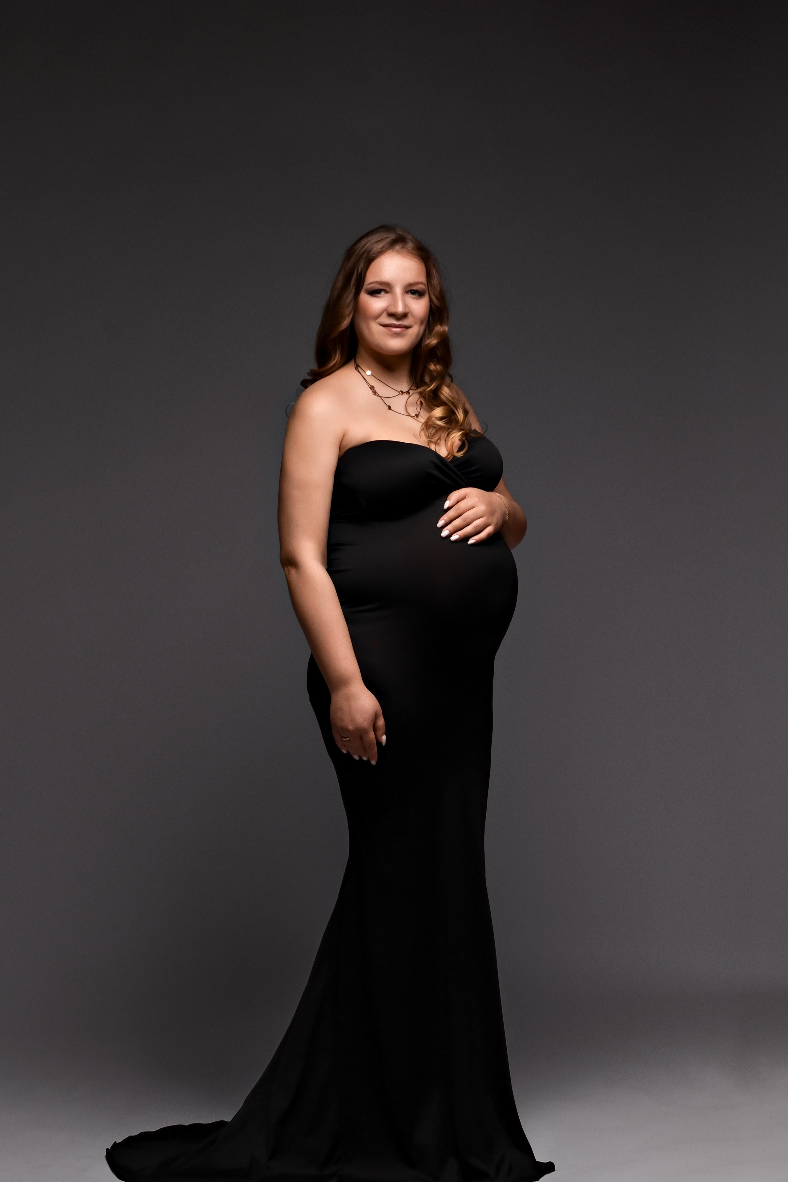 Беременность. Индивидуальные, семейные, студийные съемки в Серпухове и за пределами