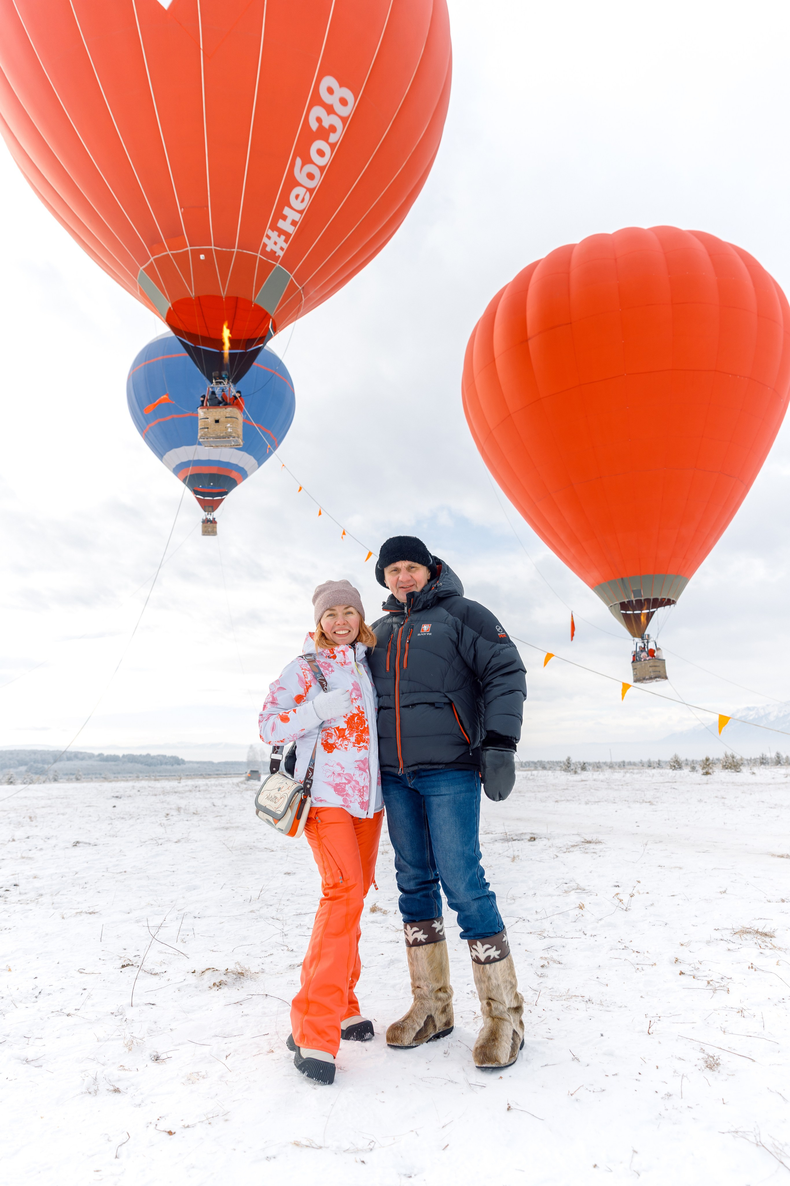 ЯБЛОКИ НА СНЕГУ. Свадебный фотограф Иркутск, репортажный фотограф Иркутск