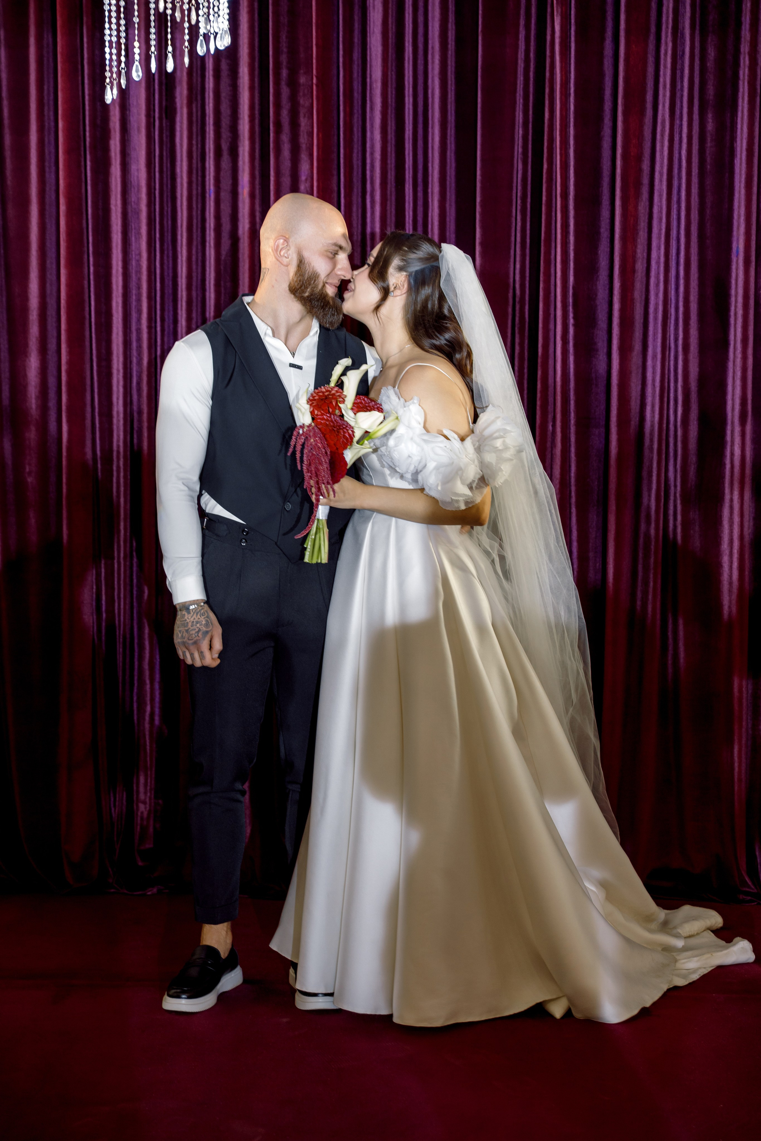 Роман и Елизавета. Свадебный фотограф Иркутск, репортажный фотограф Иркутск