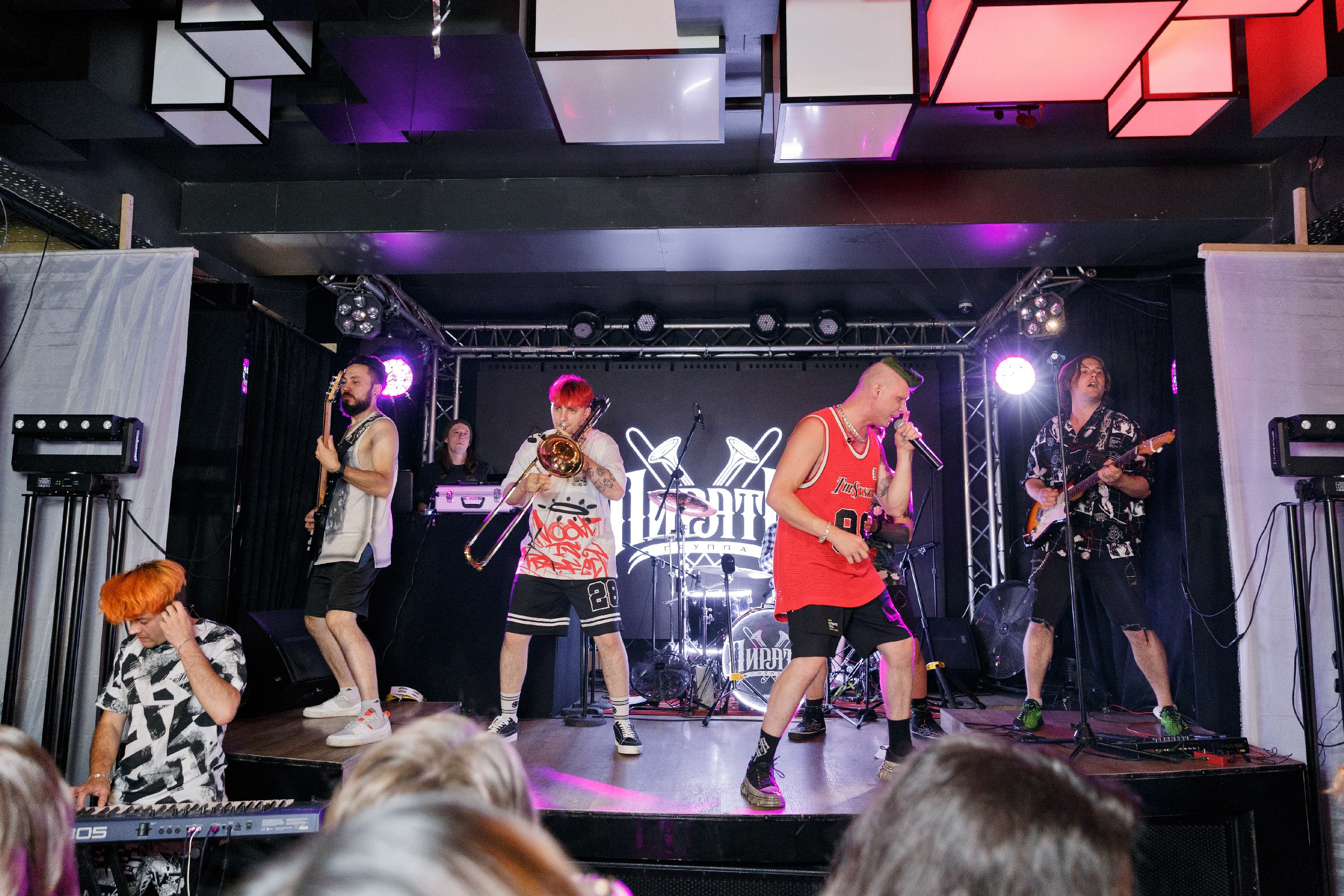 Выпуск ИГМУ'24 (KISS). Свадебный фотограф Иркутск, репортажный фотограф Иркутск