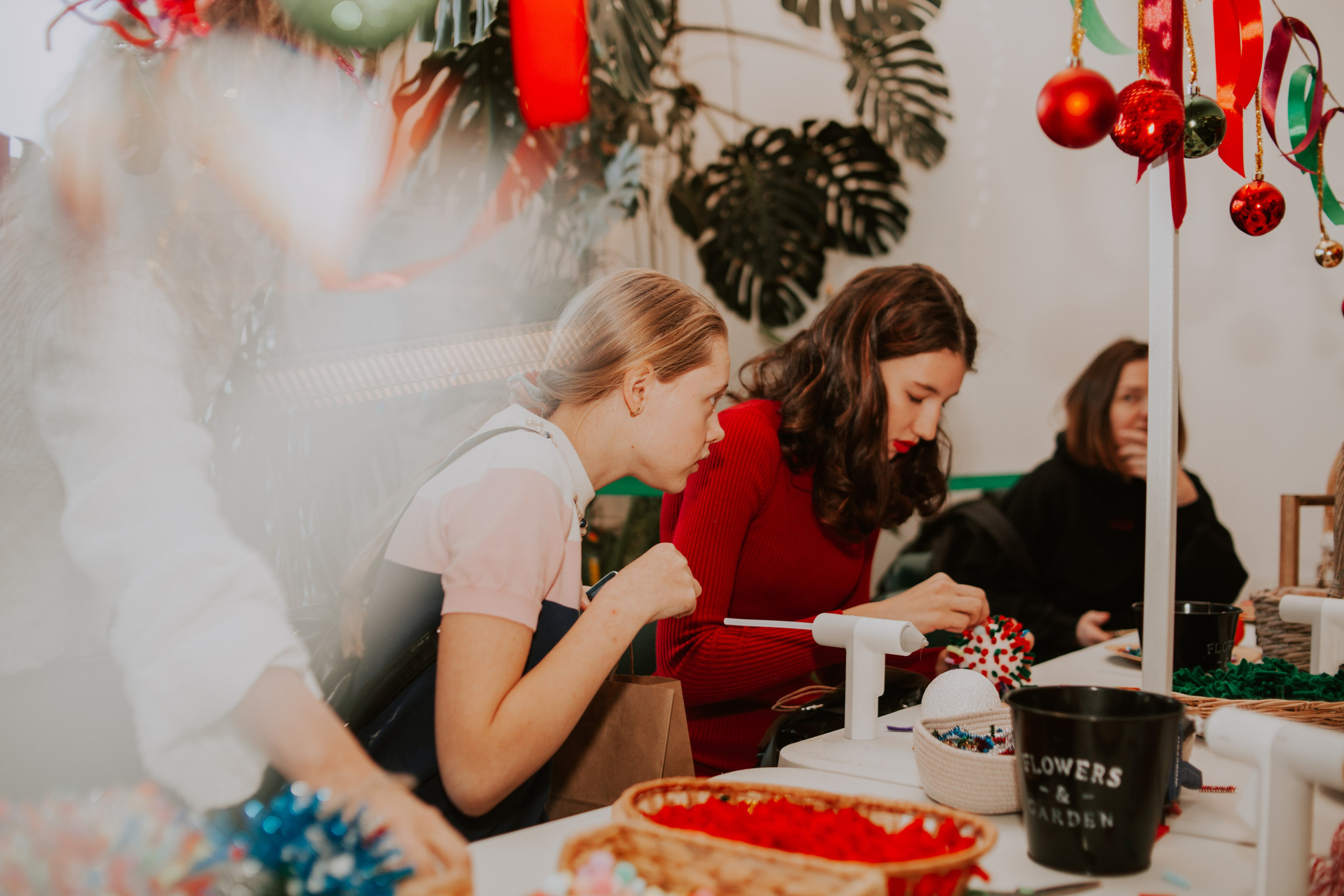 Мастер-класс от Мастерской Наташи Ой на фестивале для детей с ОВЗ «Шире круг». Семейный фотограф во Всеволожске и Санкт-Петербурге Юлия Капустина