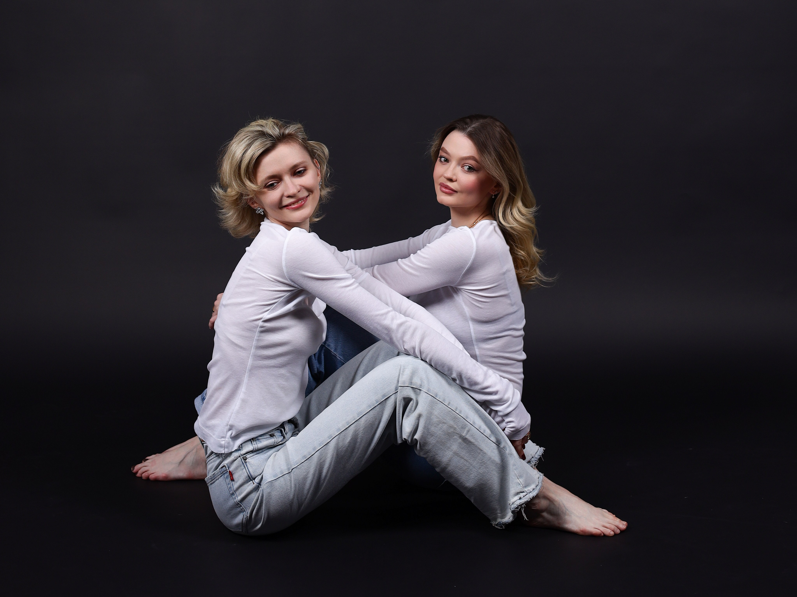 Дарья и Анна. Фотостудия без фотографа Чехов. Первая студия автопортрета в Чехове