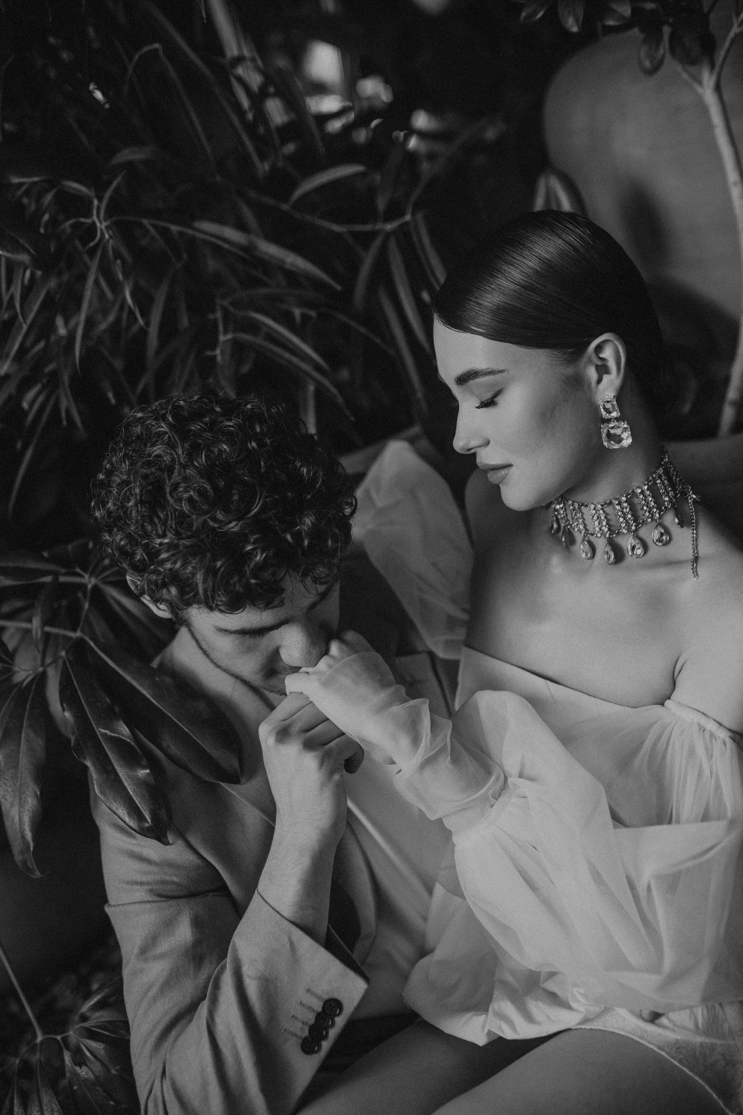 Свадебная история в оранжерее