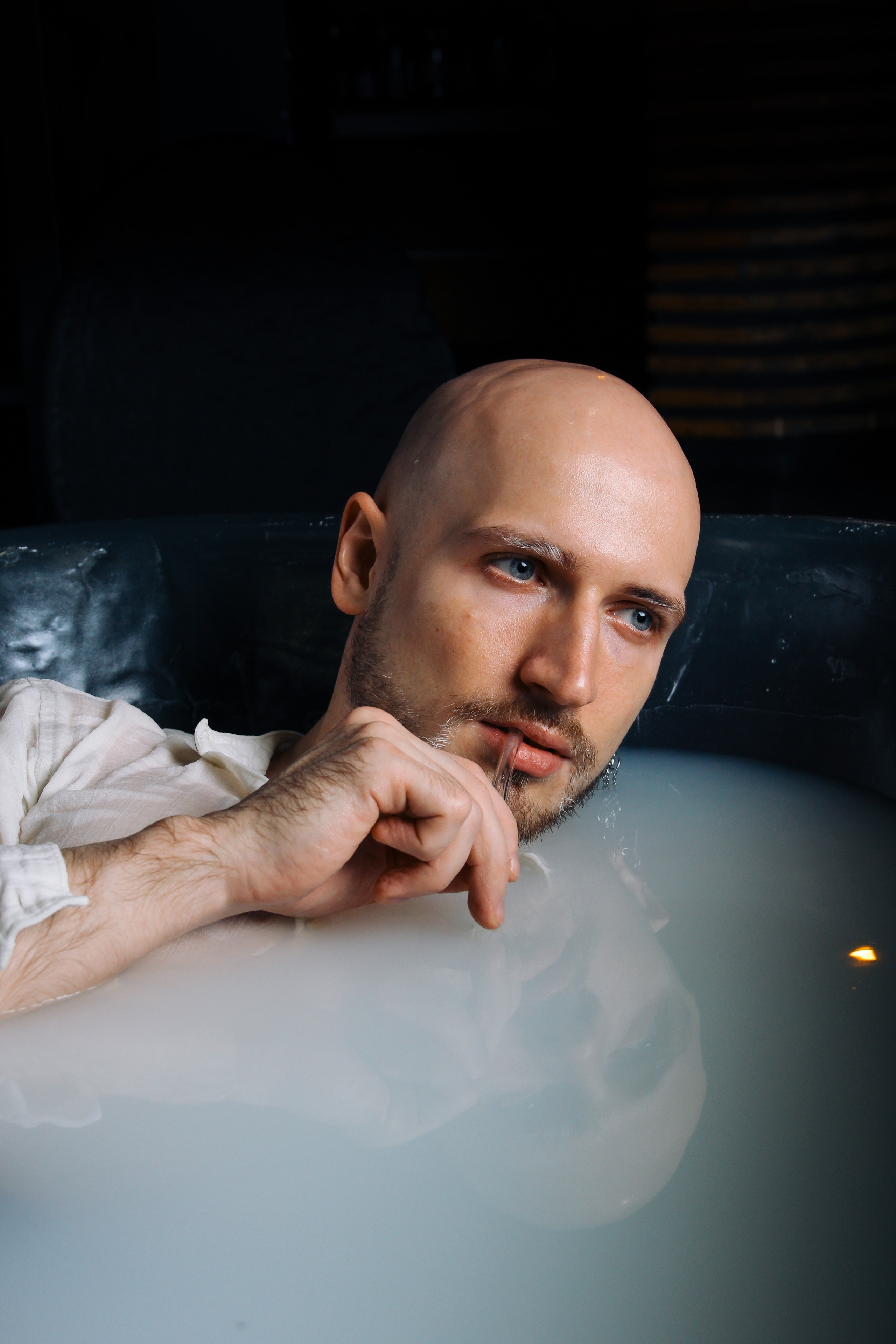 Студийный мужской портрет. Главная