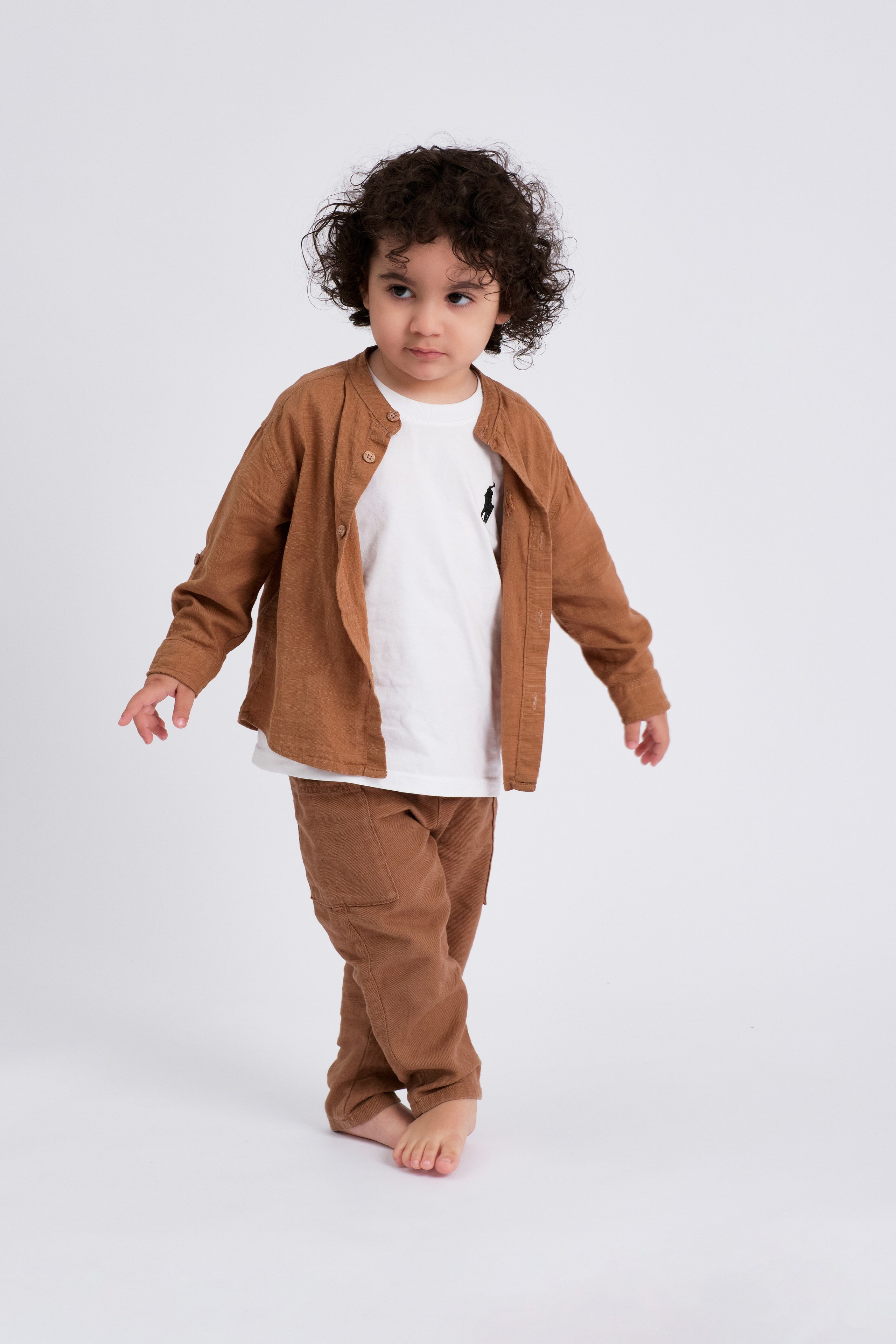 Лилит с прекрасными парнями