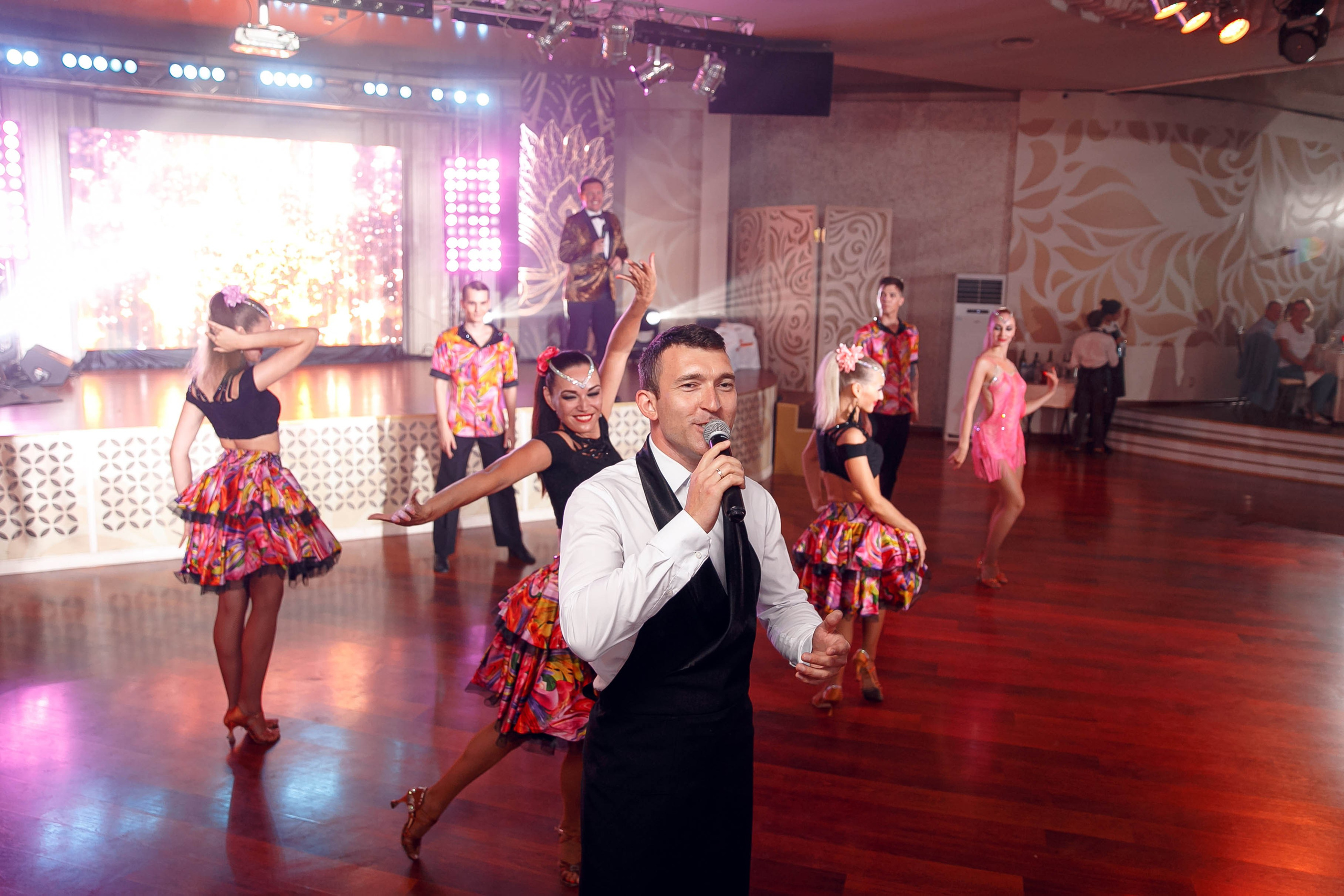 Банкет в ресторане «Волга». Ваш репортажный фотограф Артемий Антонов