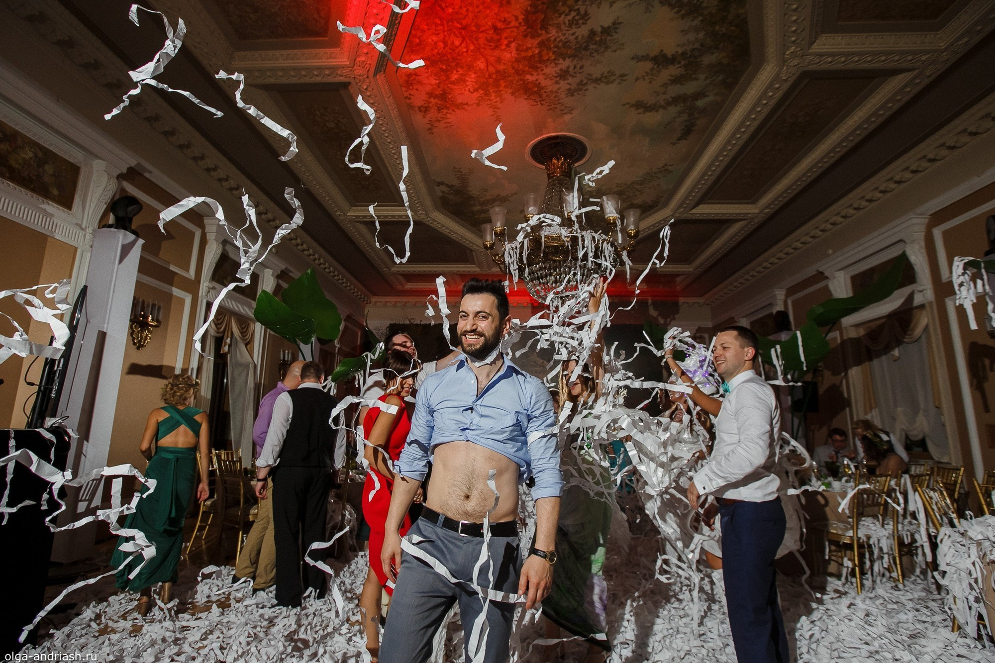 Вечерняя выездная регистрация. Семейный, портретный и свадебный фотограф в Санкт-Петербурге и Москве