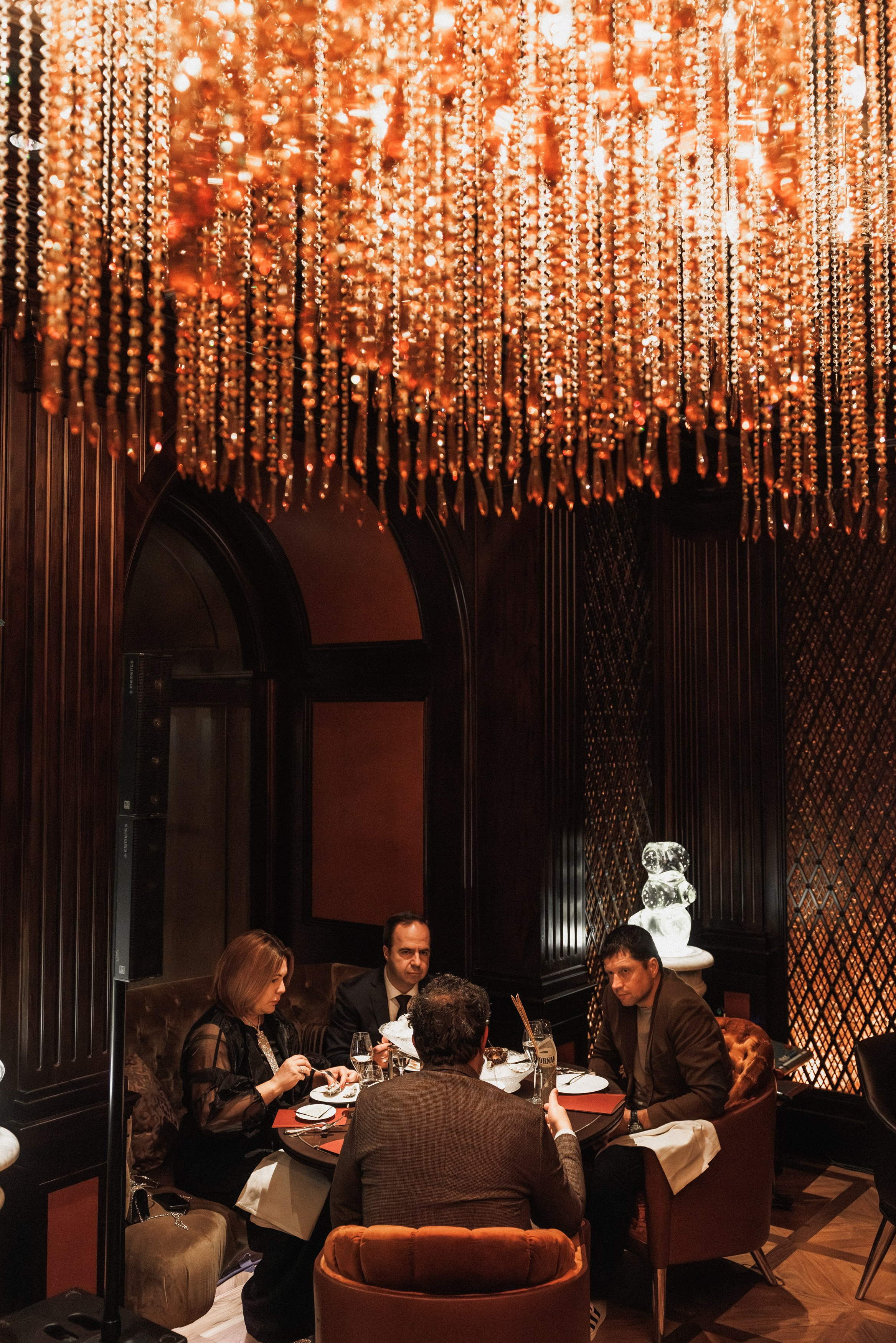 Four Seasons Lion Palace St. Petersburg 5* — МегаФон. Коммерческий фотограф в Санкт-Петербурге | Фуд, интерьерная и рекламная съемка | Влад Жолудев
