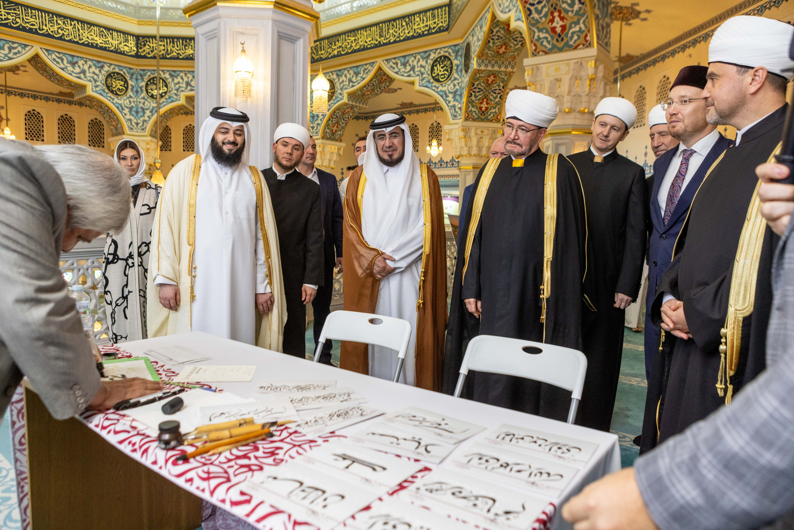 Открытие выставки Мир Корана. Рекламный, предметный, репортажный, семейный фотограф и художник в Москве