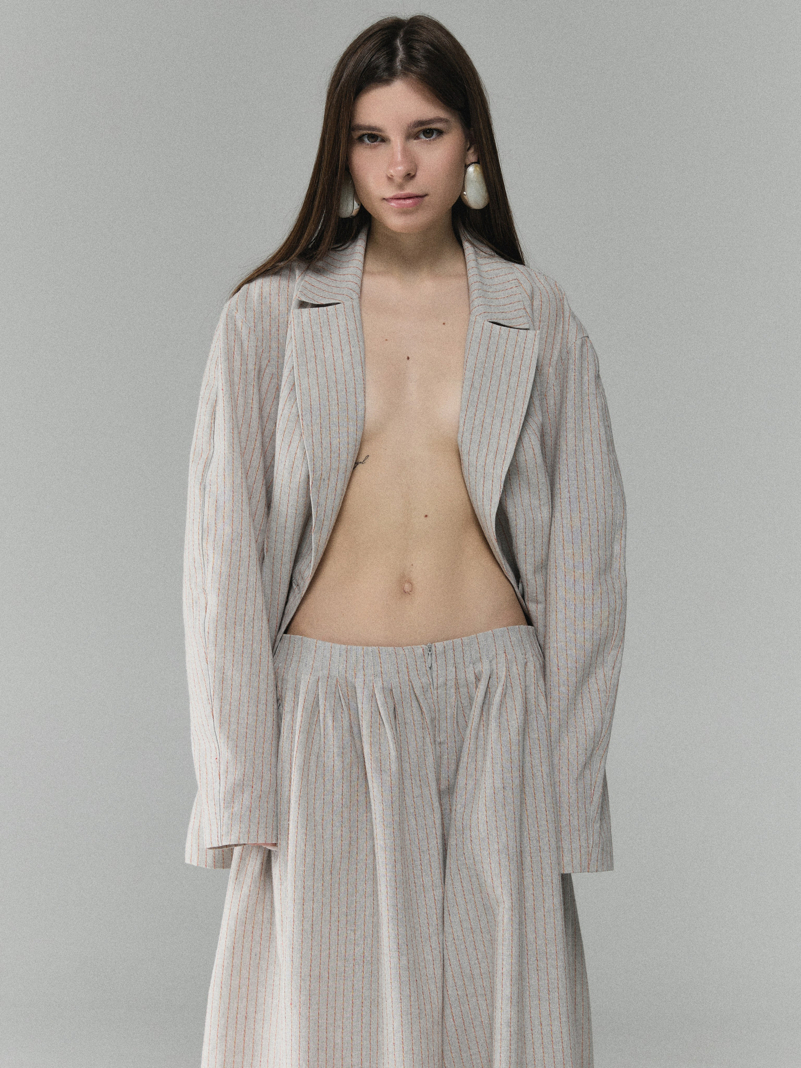 57 Atelier. Фотограф в Москве и Сургуте Алла Лесовая. Снимаю каталог для брендов и индивидуальные портреты для людей