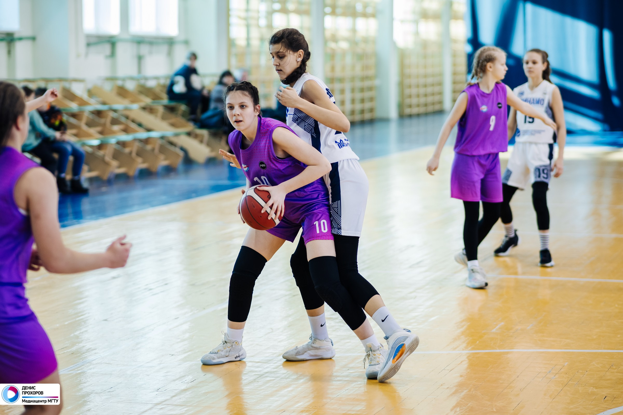 Соревнования по баскетболу среди девушек до 16 лет / 04.02.24. Денис Прохоров Фотограф в г. Магнитогорск