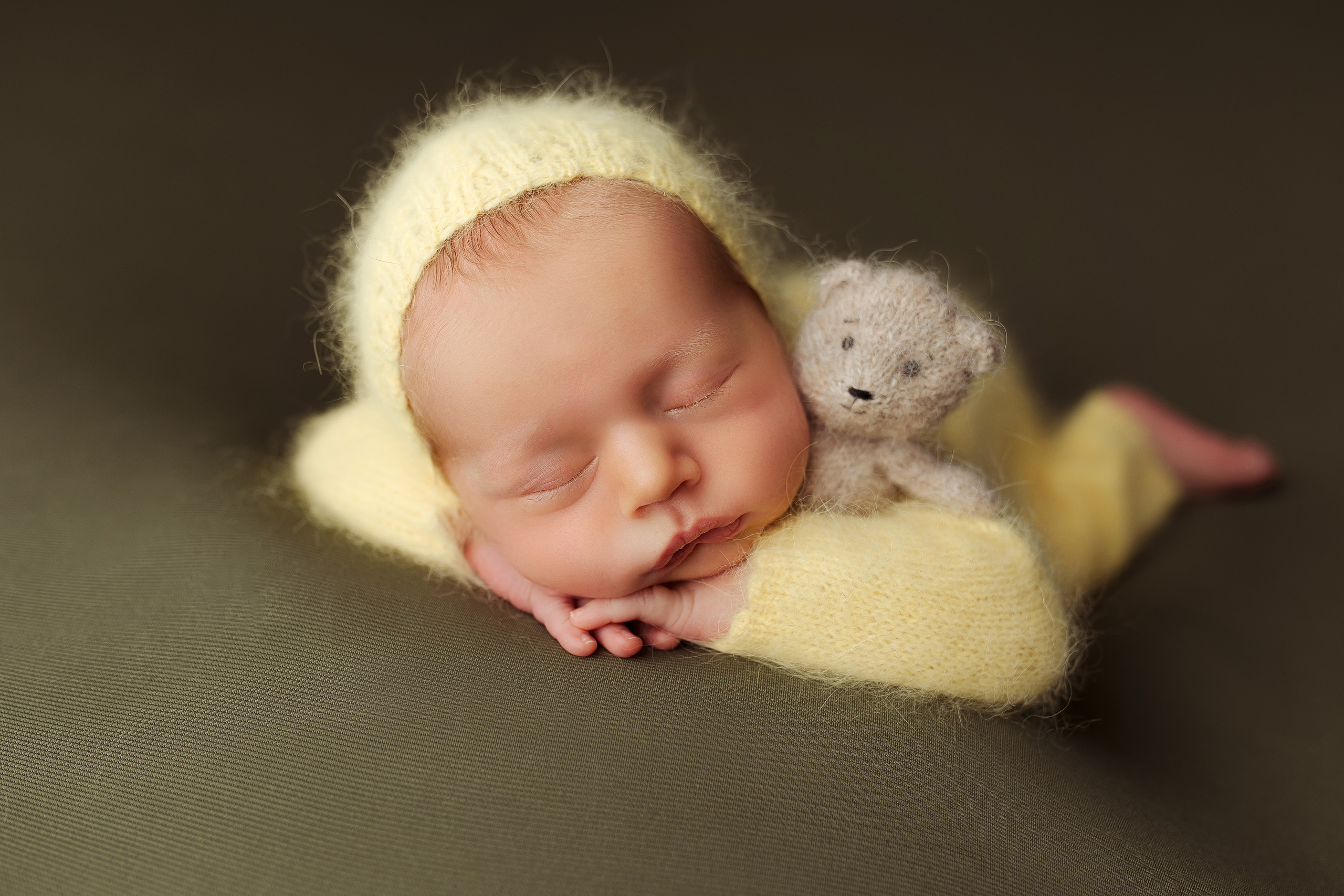 Новорожденные. Фотограф беременности, новорожденных Москва. годики под ключ