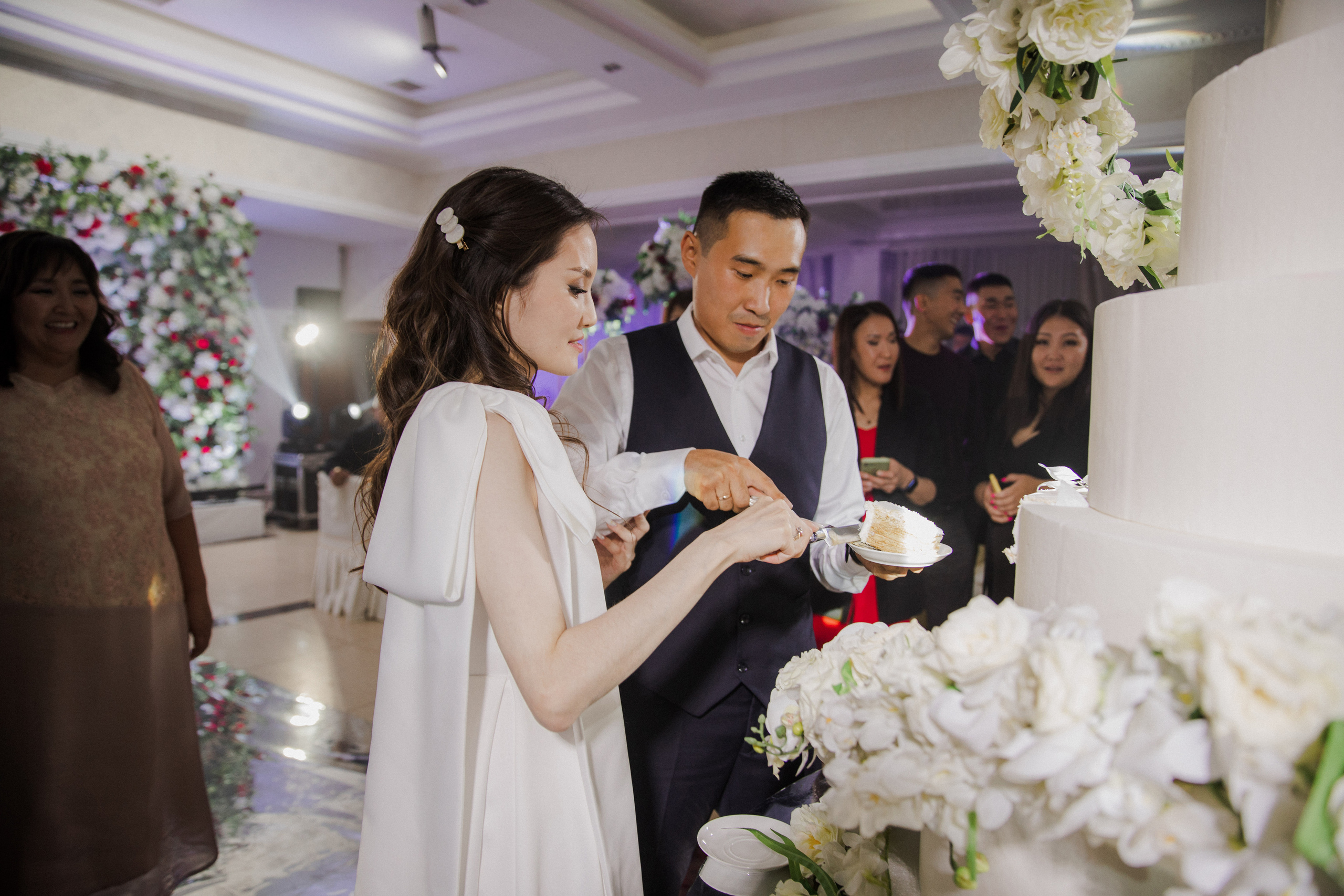 Юлия и Айаал. 26 августа 2022. Свадебный и семейный фотограф в Якутске