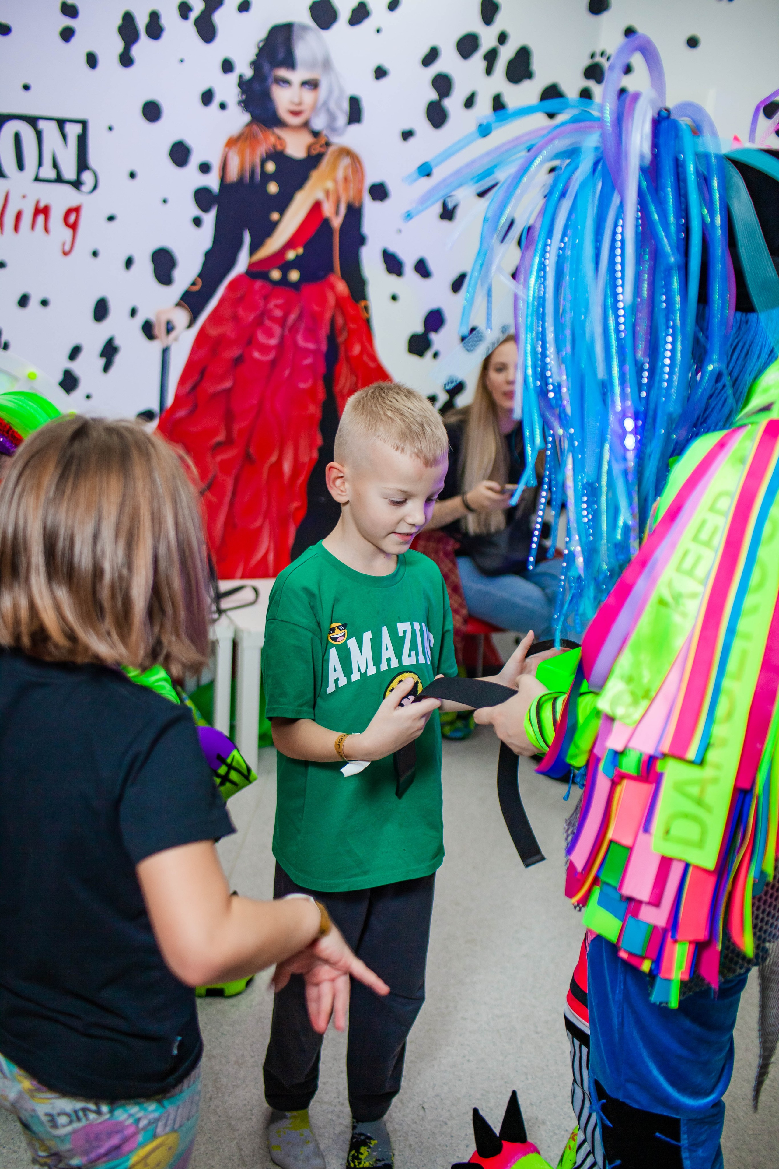 Неон Челендж День рождения Ярослава. Детский и семейный фотограф в Санкт-Петербурге Елизавета Сорокина