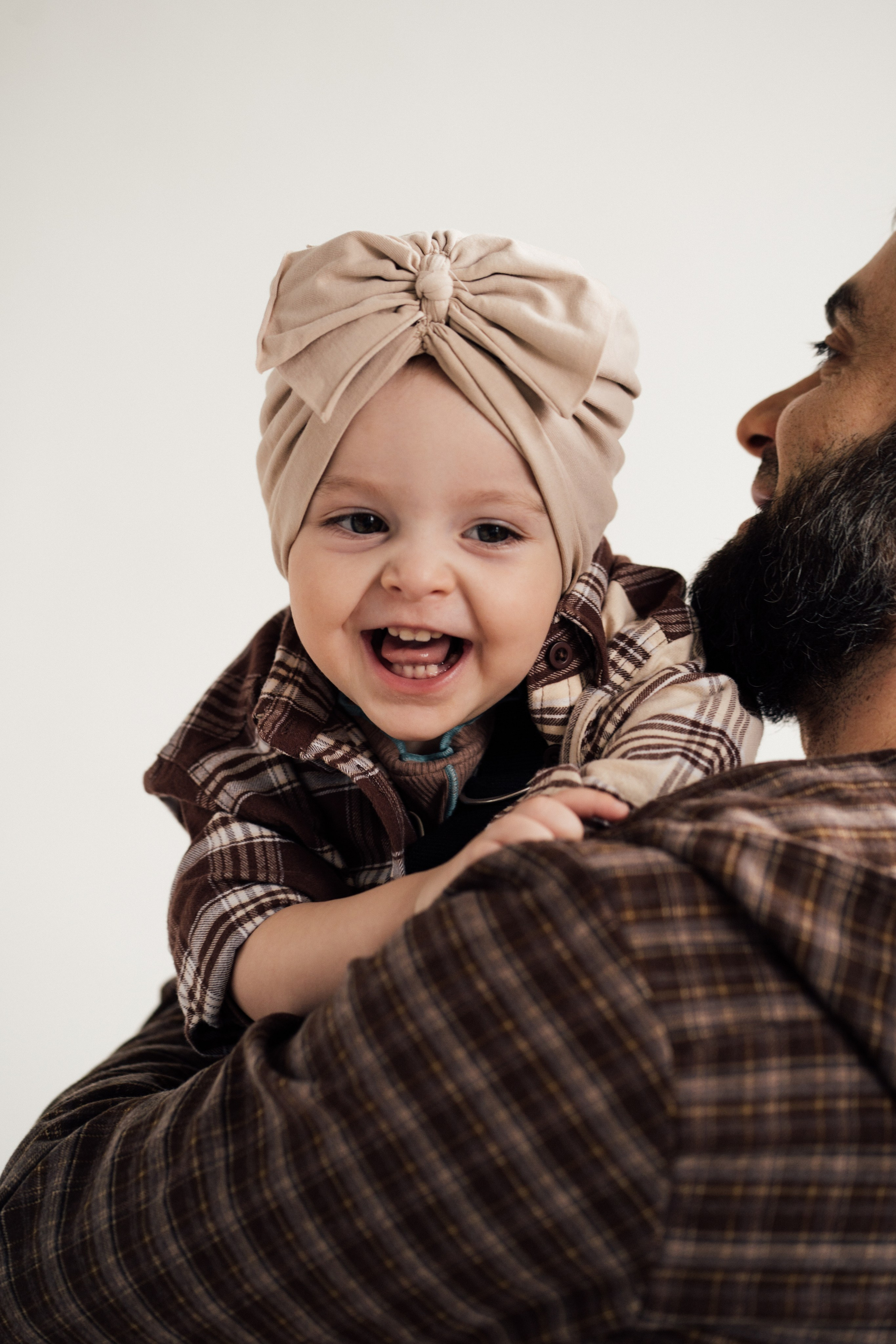 Нюр и Карина. Фотограф Инна Абакарова|Выпускные альбомы и фотосессии в Нальчике