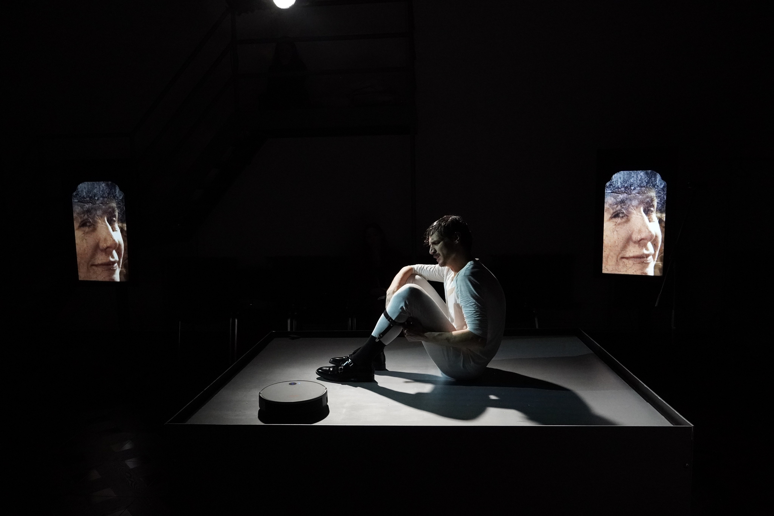 Спектакль «Кроткая. Монтаж». Фотохудожник Татьяна Бойцова