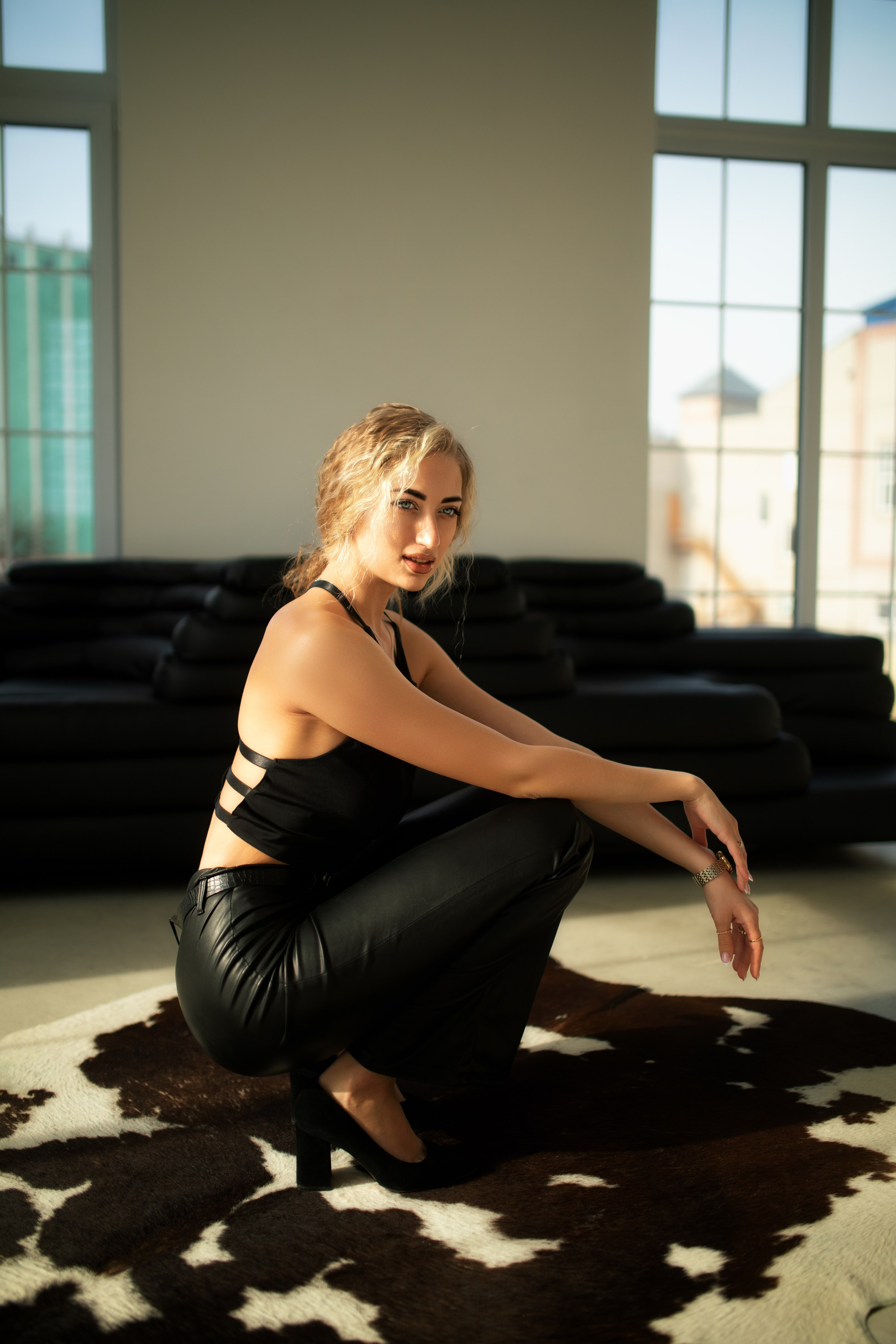 Фотосет с Елизаветой в студии с интерьером в формате для «себя»