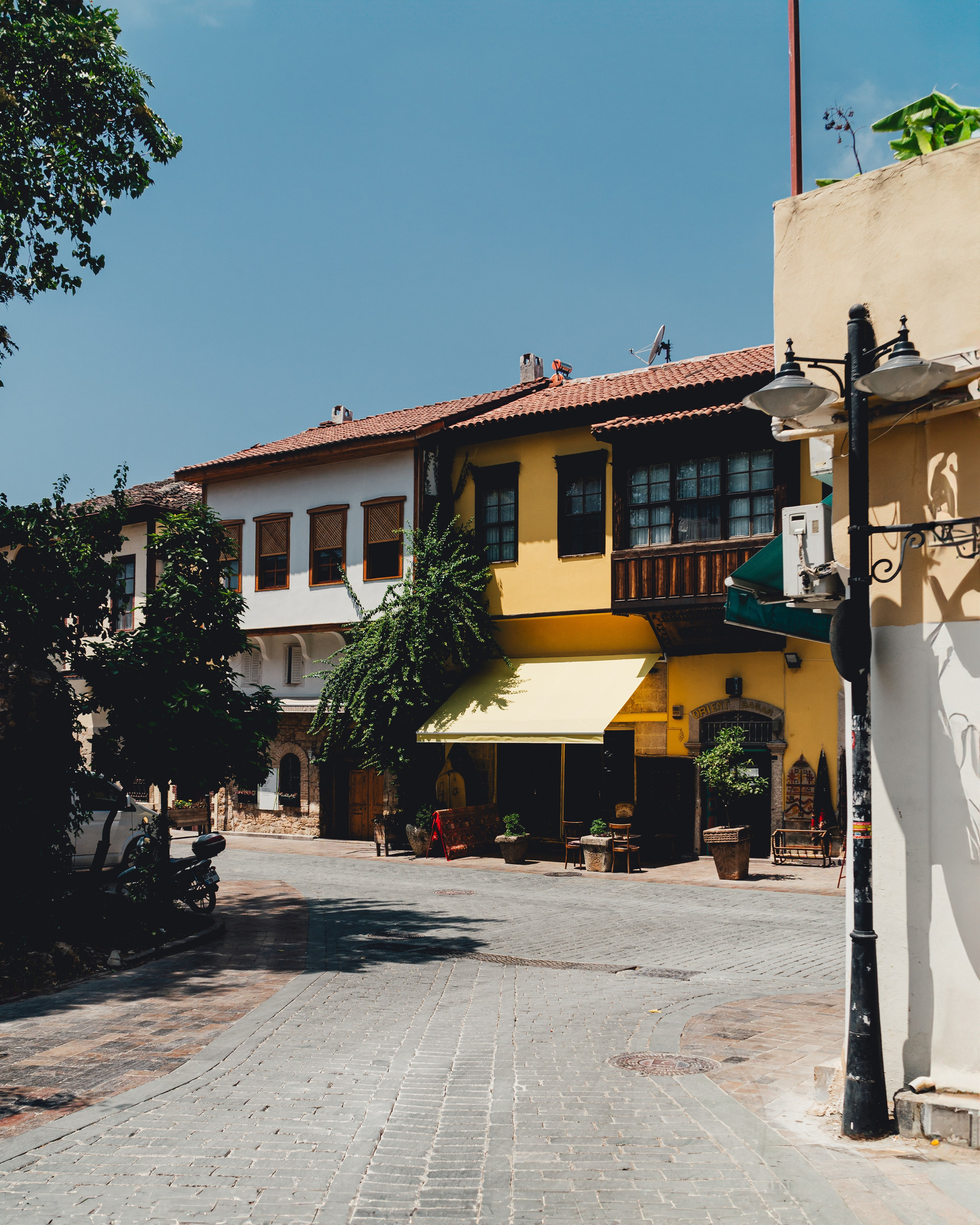 Стрит-фотография, улицы Краснодара и пригорода. Фотограф и видеограф в Новотитаровской и Краснодаре — Олег Ананко