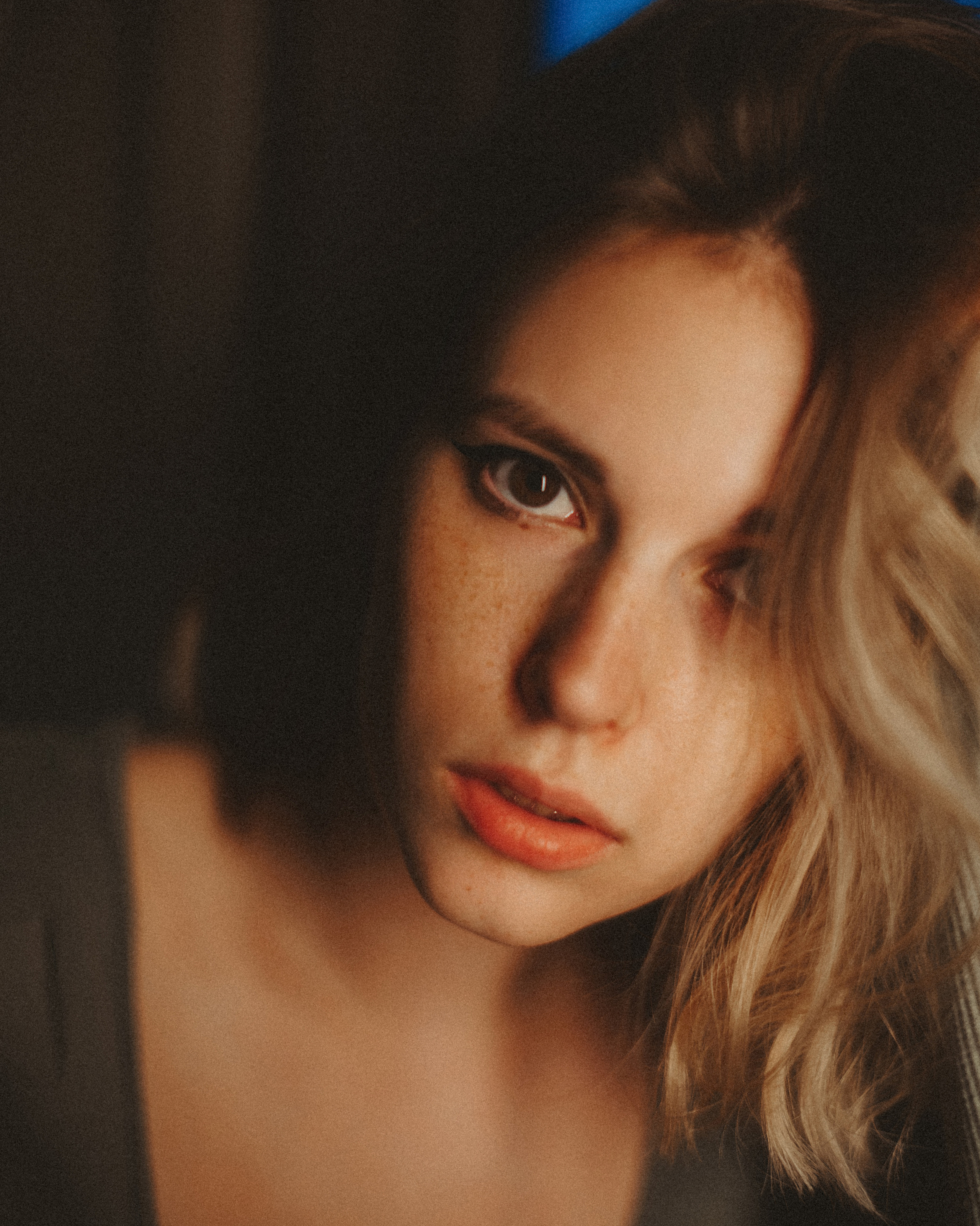 Фотосъёмка в поезде, автопортрет