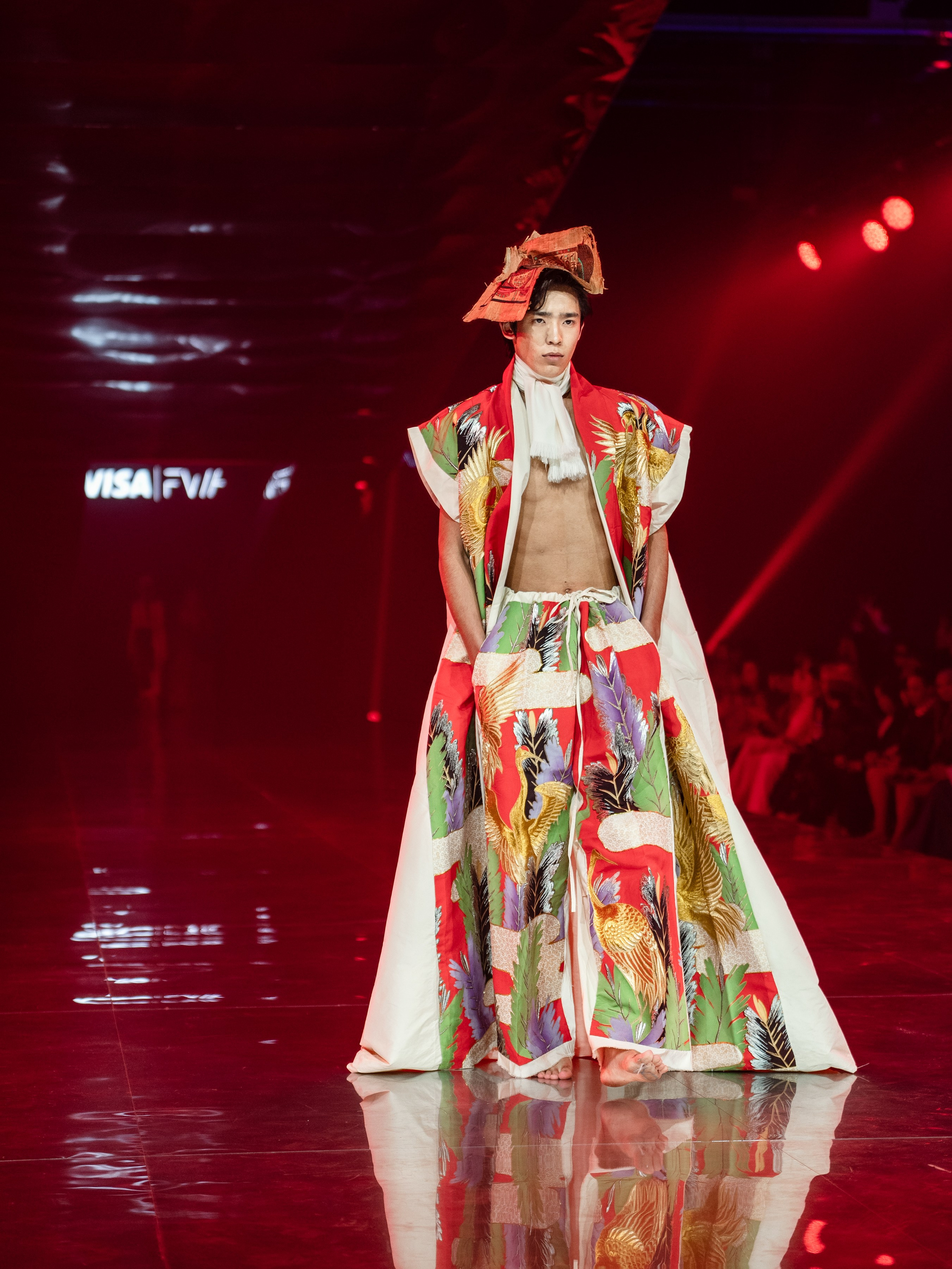 Visa Fashion week Maison Artc. Сайт Алматинского НЮ АРТ, будуар и фэшн фотографа Дениса Карпенко