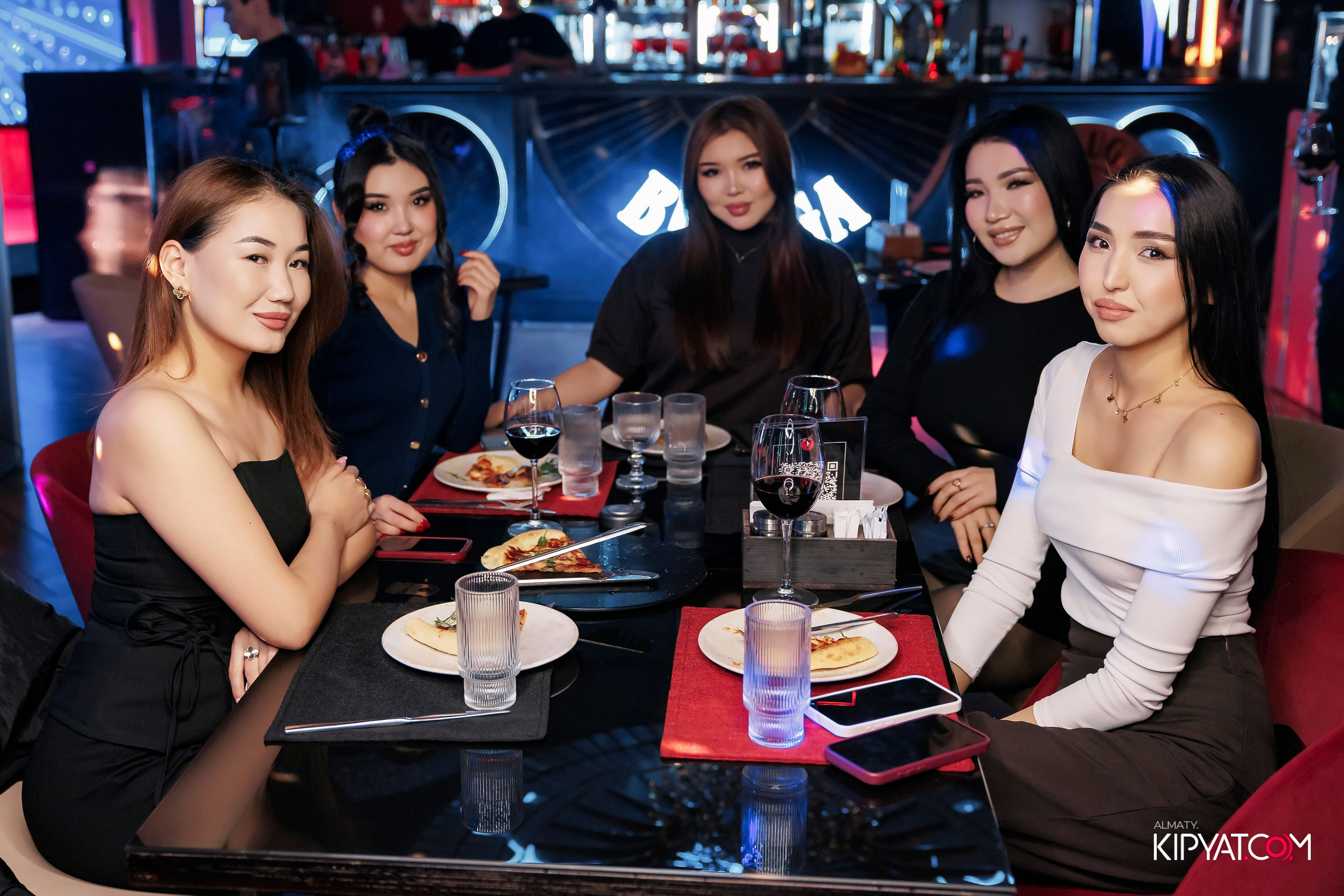 ЗАЯ, НА БИС. КИПЯТКОМ АЛМАТЫ! Фотосъемка мероприятий в Алматы