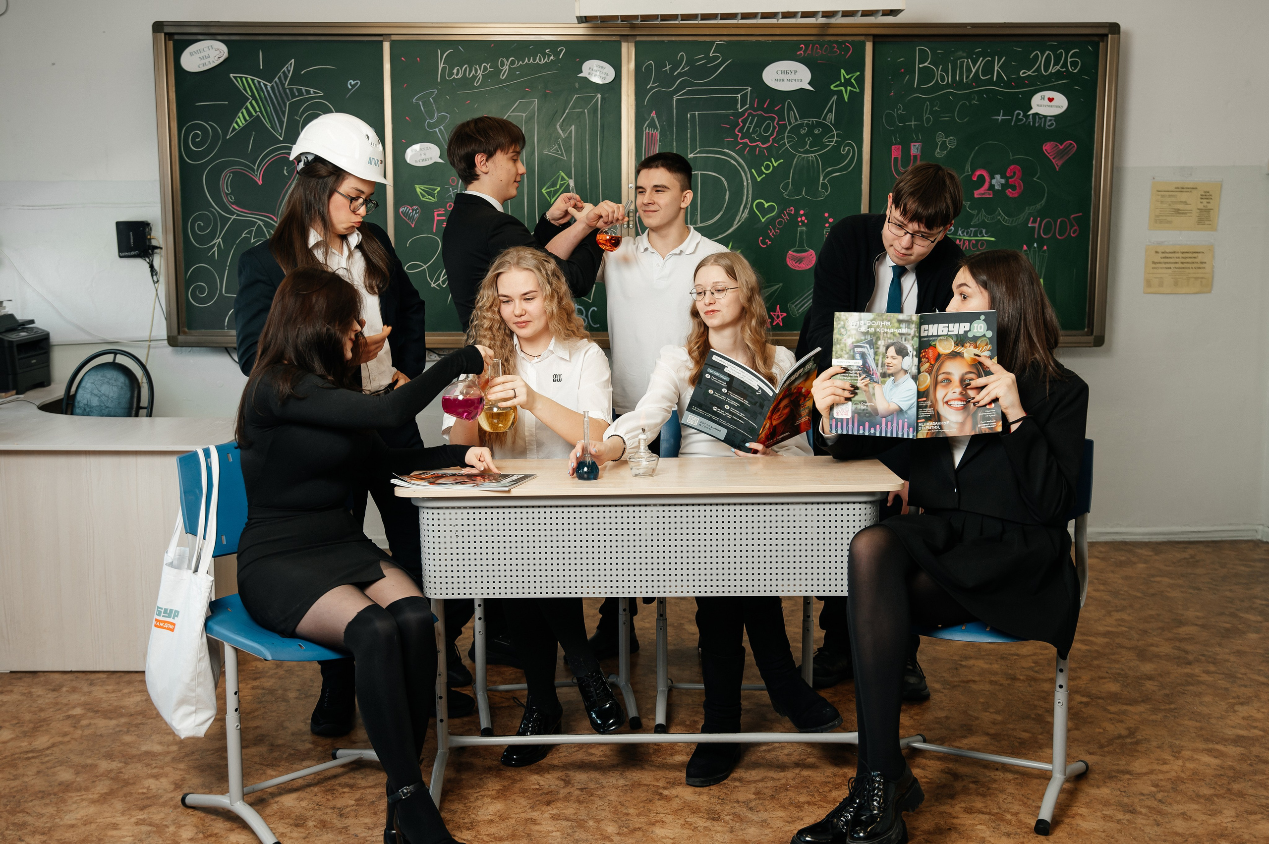«В школе» 11 классы. Школьный фотограф в Свободном Анастасия Косицына