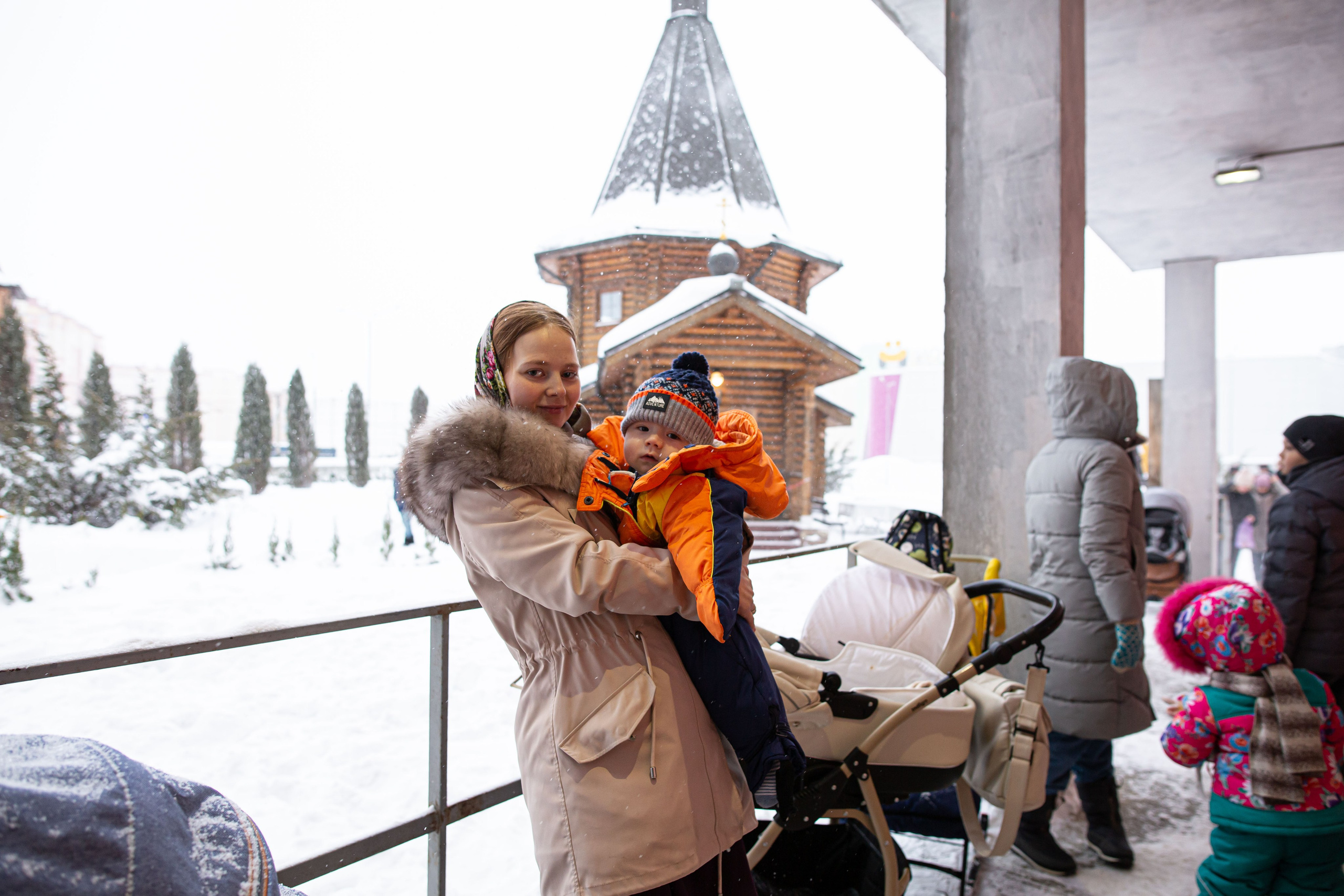 Крестный ход по д. Островцы Раменского городского округа. Семейный и детский фотограф Анна Петракова