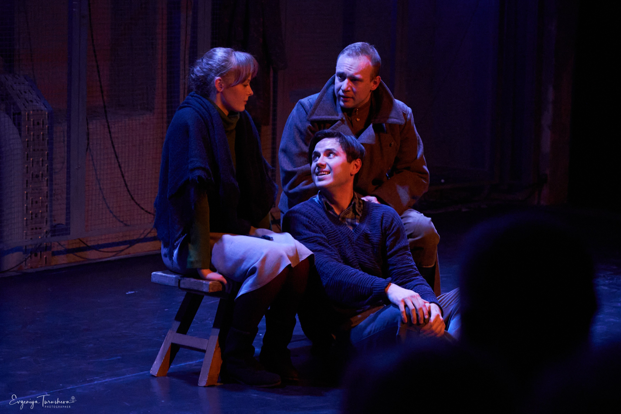 «Не бойся быть счастливым» (по пьесе А. Арбузова «Мой бедный Марат») | 26.01.2024 | ЦАТРА (экспериментальная сцена). Фотограф Евгения Турушева