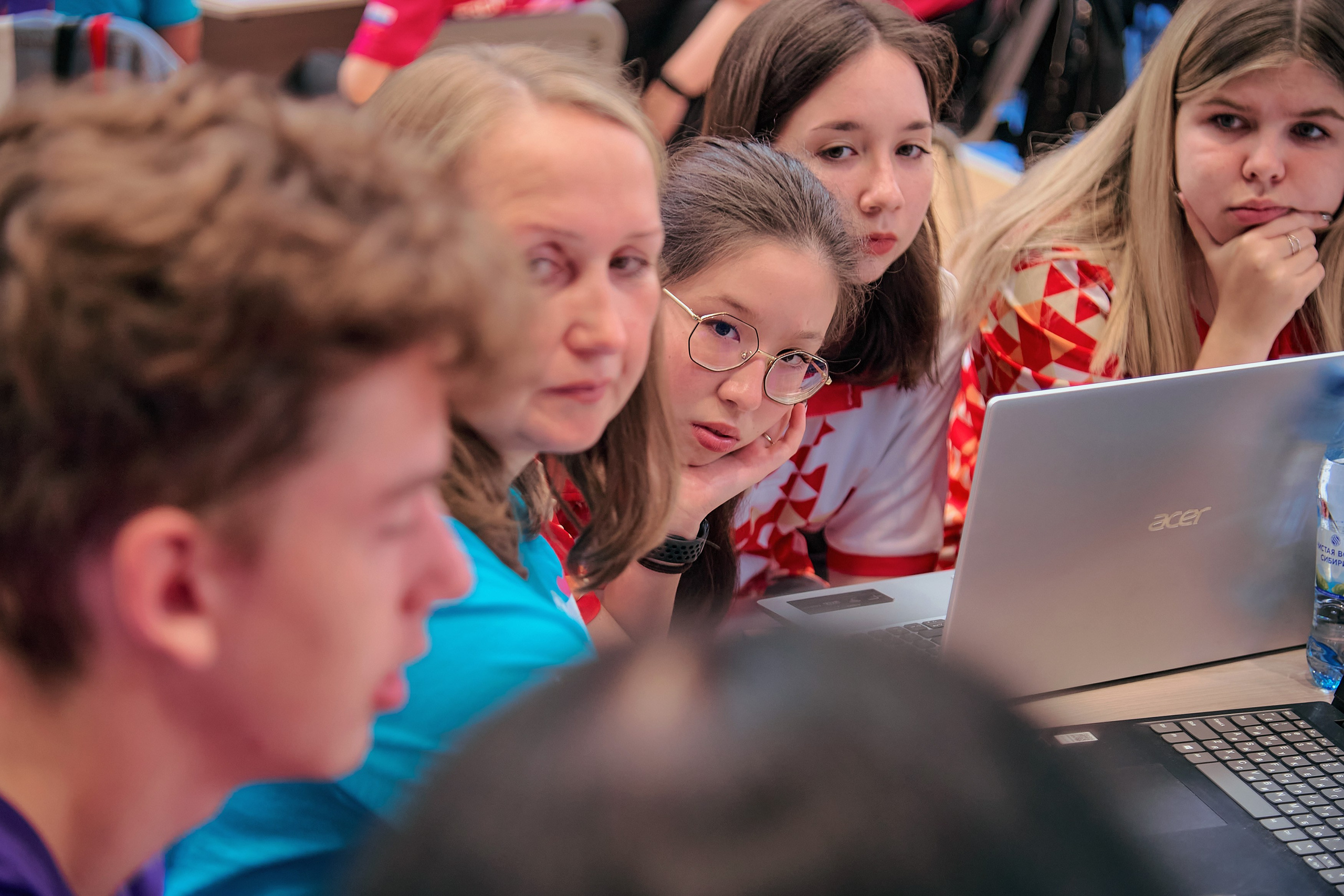 Большая перемена. Фотограф Яковлев Роман — Красноярск