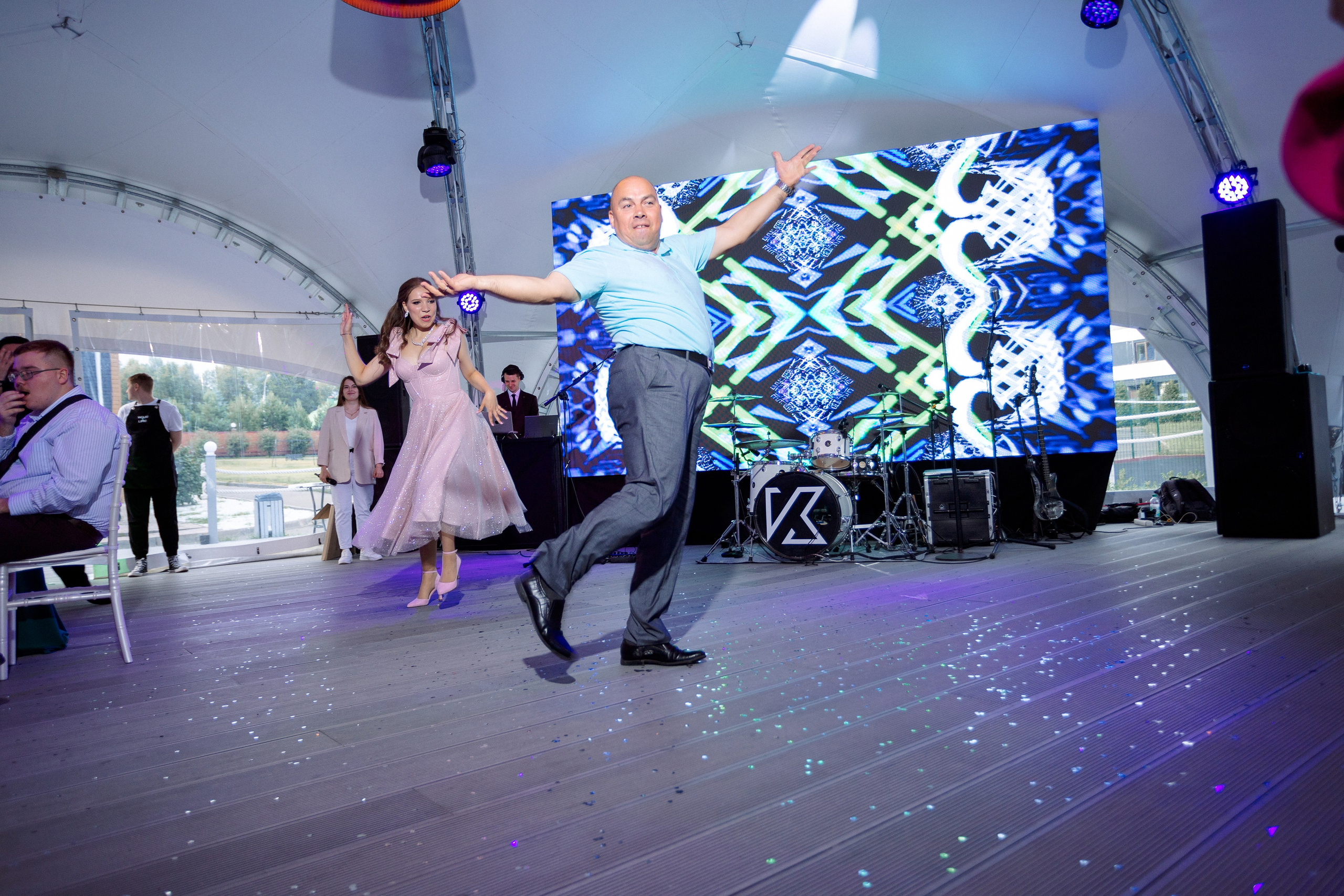 ВЫПУСКНОЙ: Волки-Липки. Все фото. Профессиональный фотограф в Ижевске Леша Петров