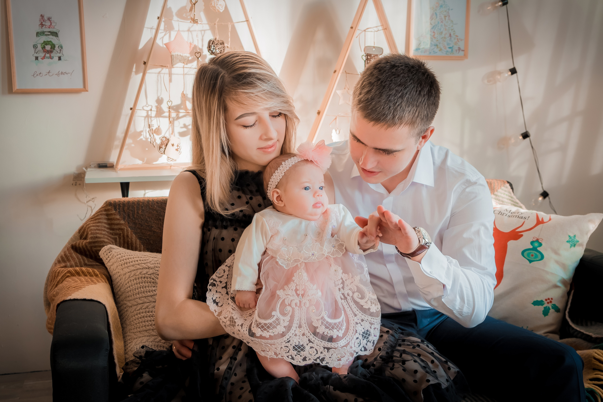 Детский и семейный фотограф в Рязани Валя Лялина. Фотограф новорождённых в Рязани, фотосъемка выписки из роддома, крещен