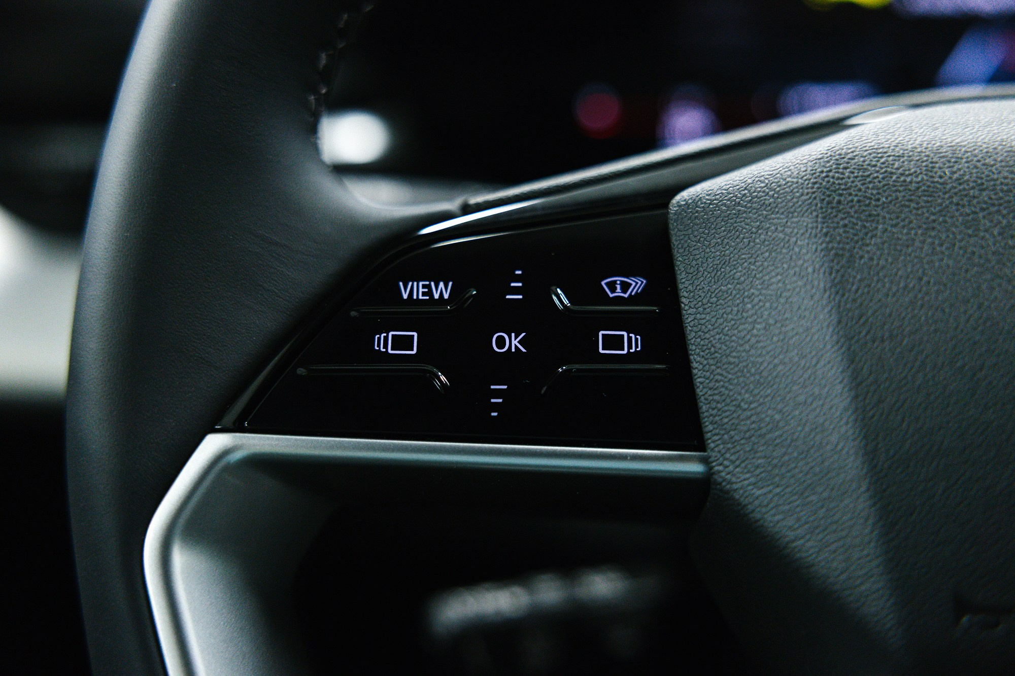 Audi Q5 Sportback 40 TFSI 2.0 quattro S tronic (204 л. с.). Автосалон «Х-Авто»