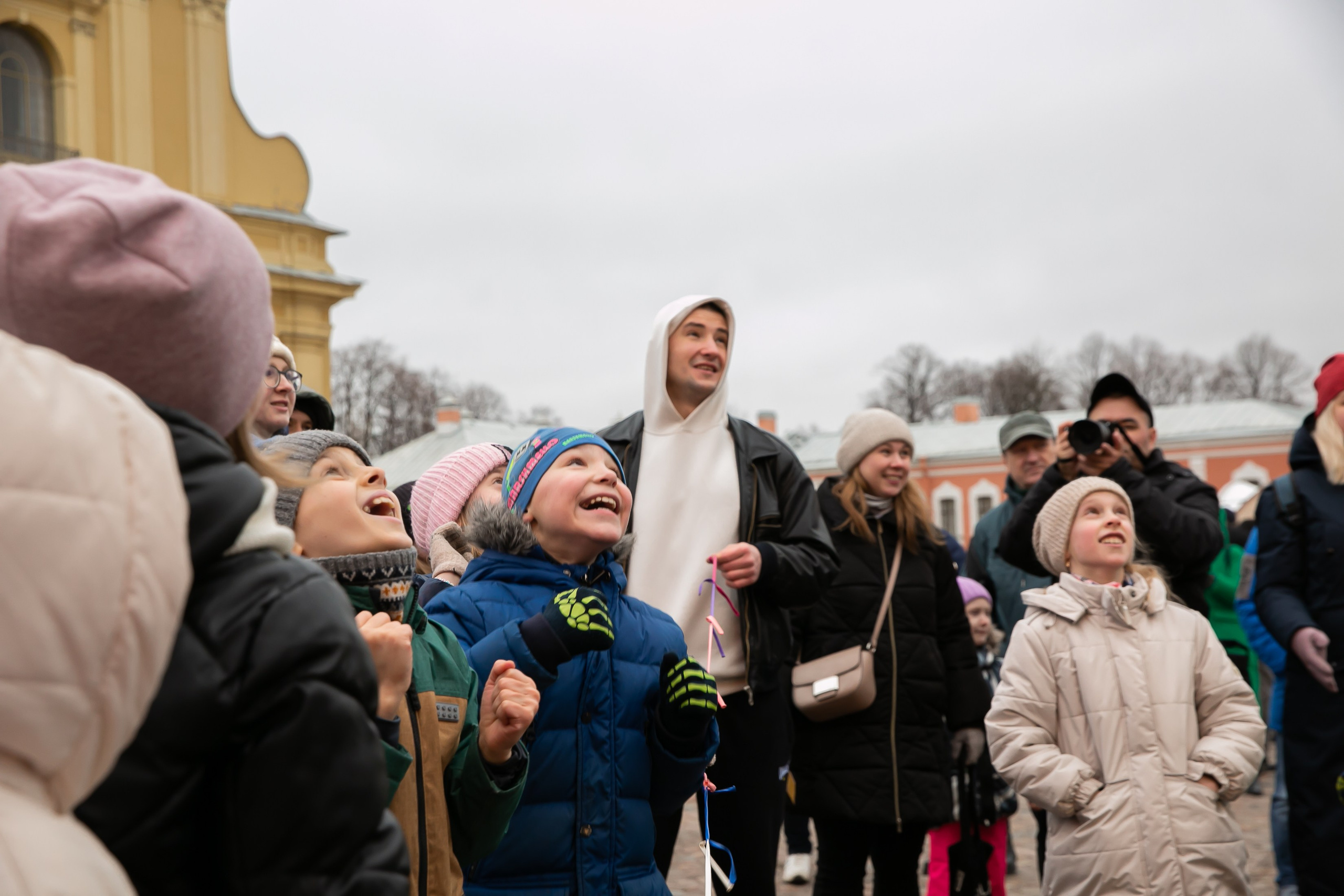 Масленица 2024 Петропавловская крепость. Семейный и портретный фотограф в Санкт-Петербурге Ольга Станкова