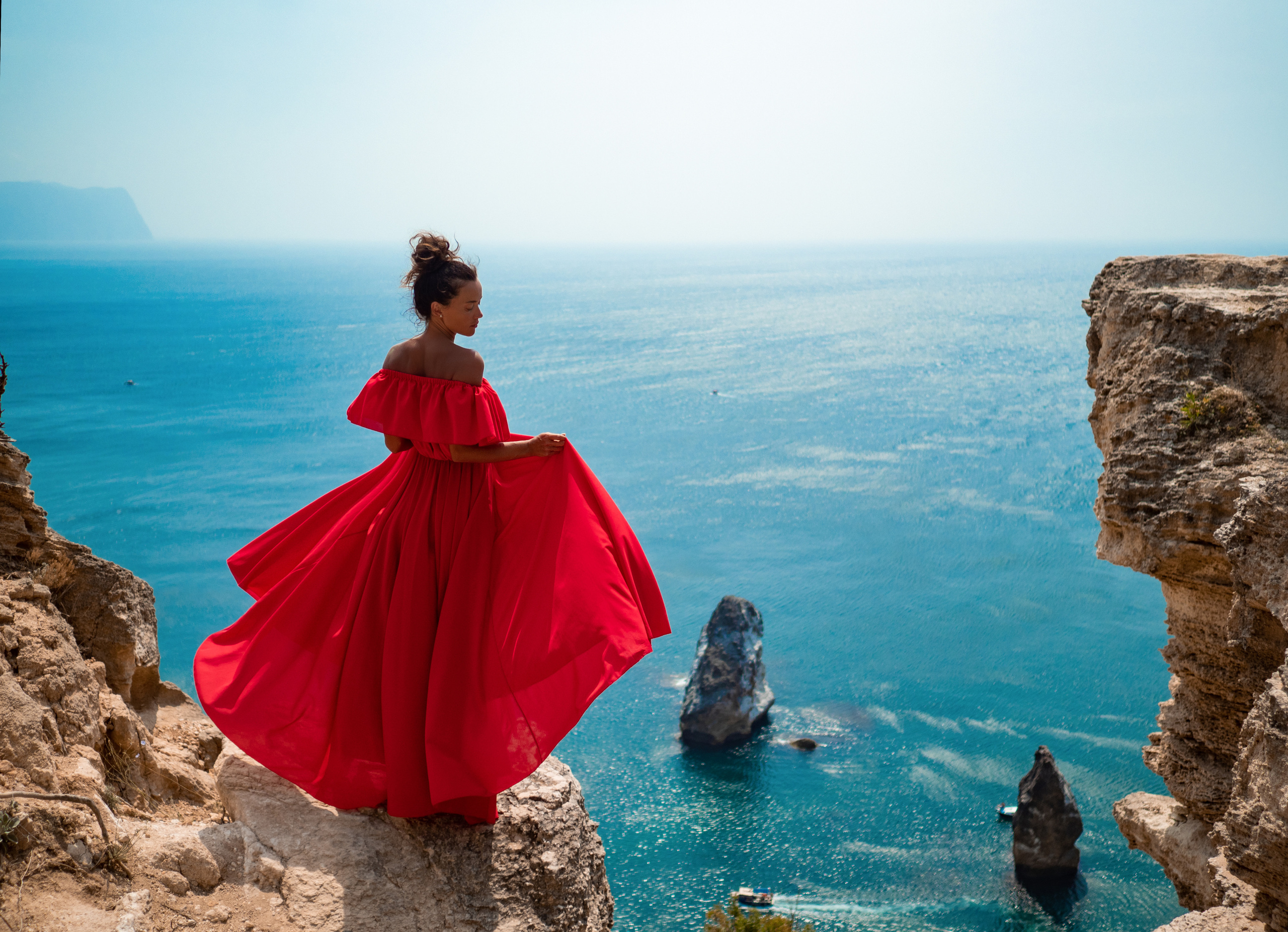 Красное платье для фотосессий. Фотограф в Крыму Лебедева Александра
