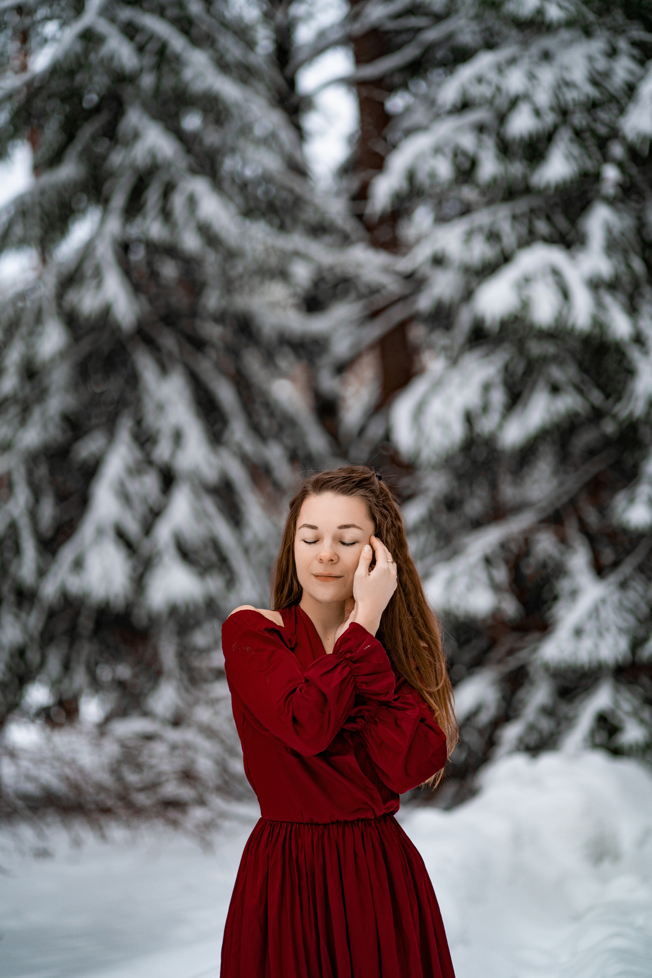 Бордовое платье для фотосессий. Фотограф в Крыму Лебедева Александра