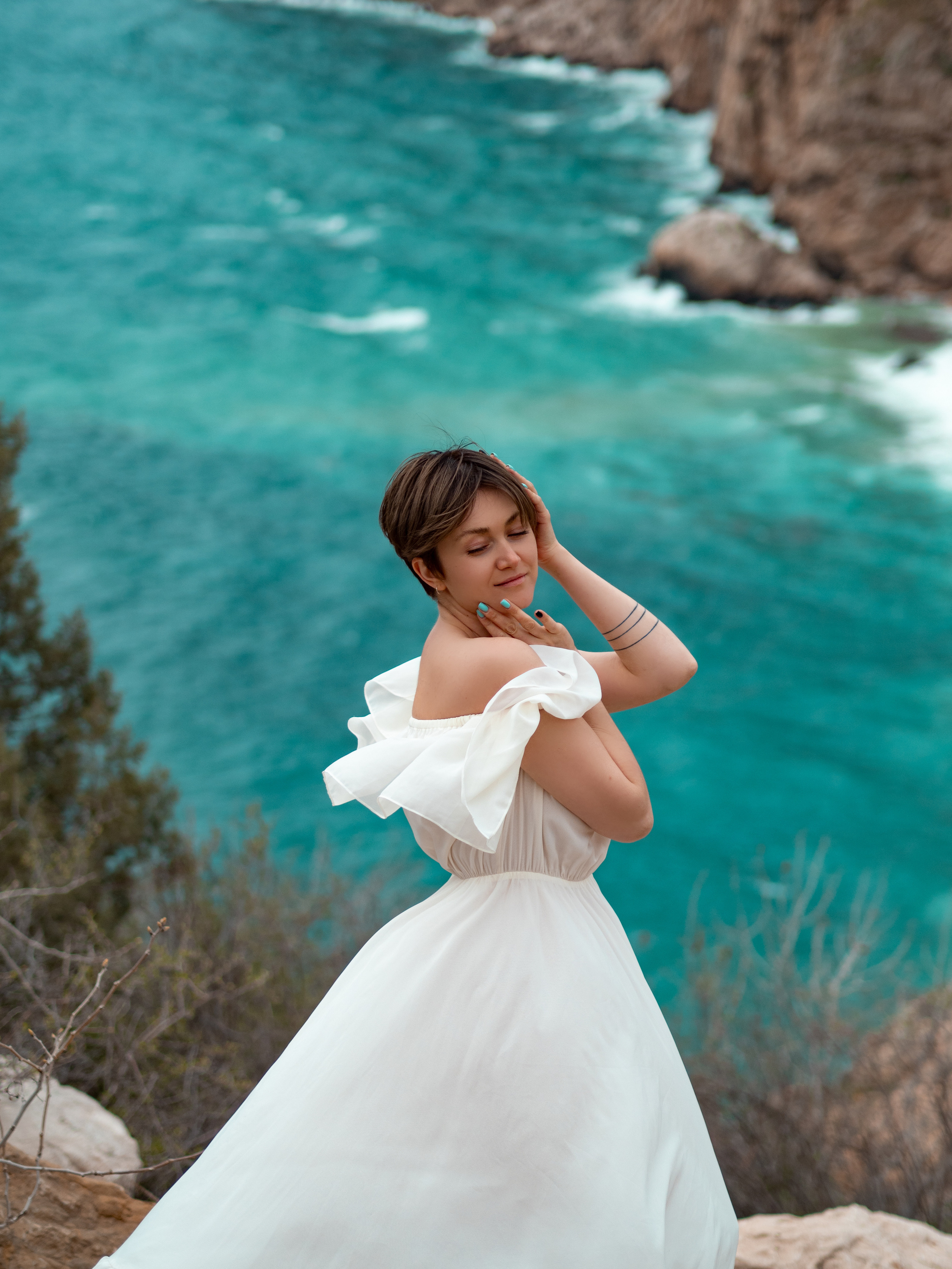 Белое платье для фотосессий. Фотограф в Крыму Лебедева Александра