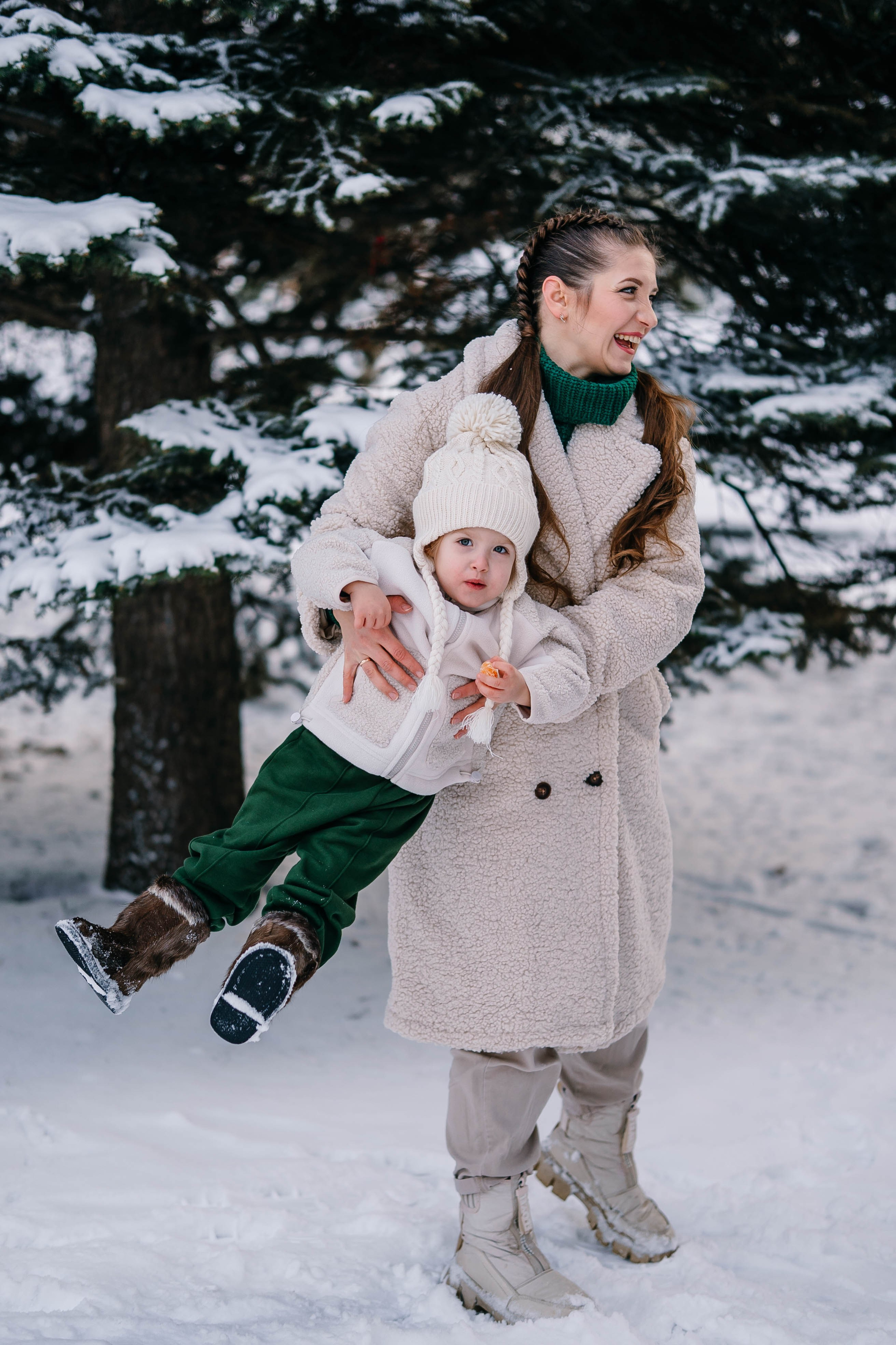 Зимняя сказка в Сосновом лесу. Фотограф Сергей Логинов
