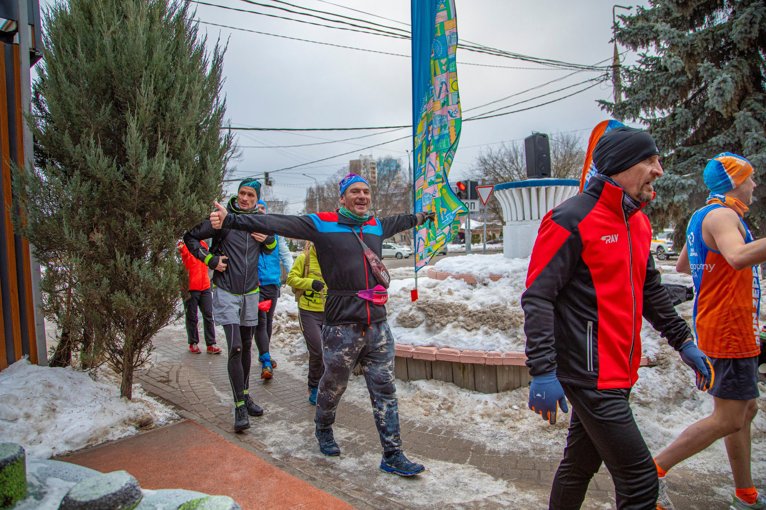Марафон у дома, этап Химки 22.12.24. Фотограф Сергей Ловкий