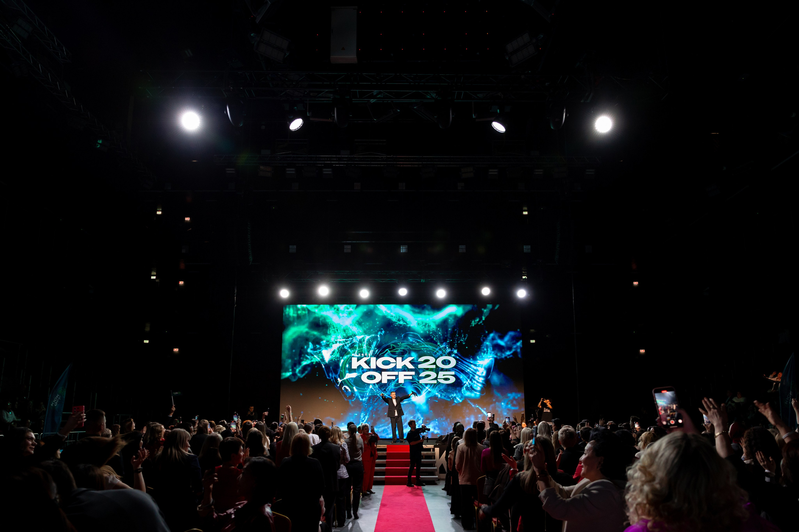 Essens Kick Off 2025 Лужники. Обо мне