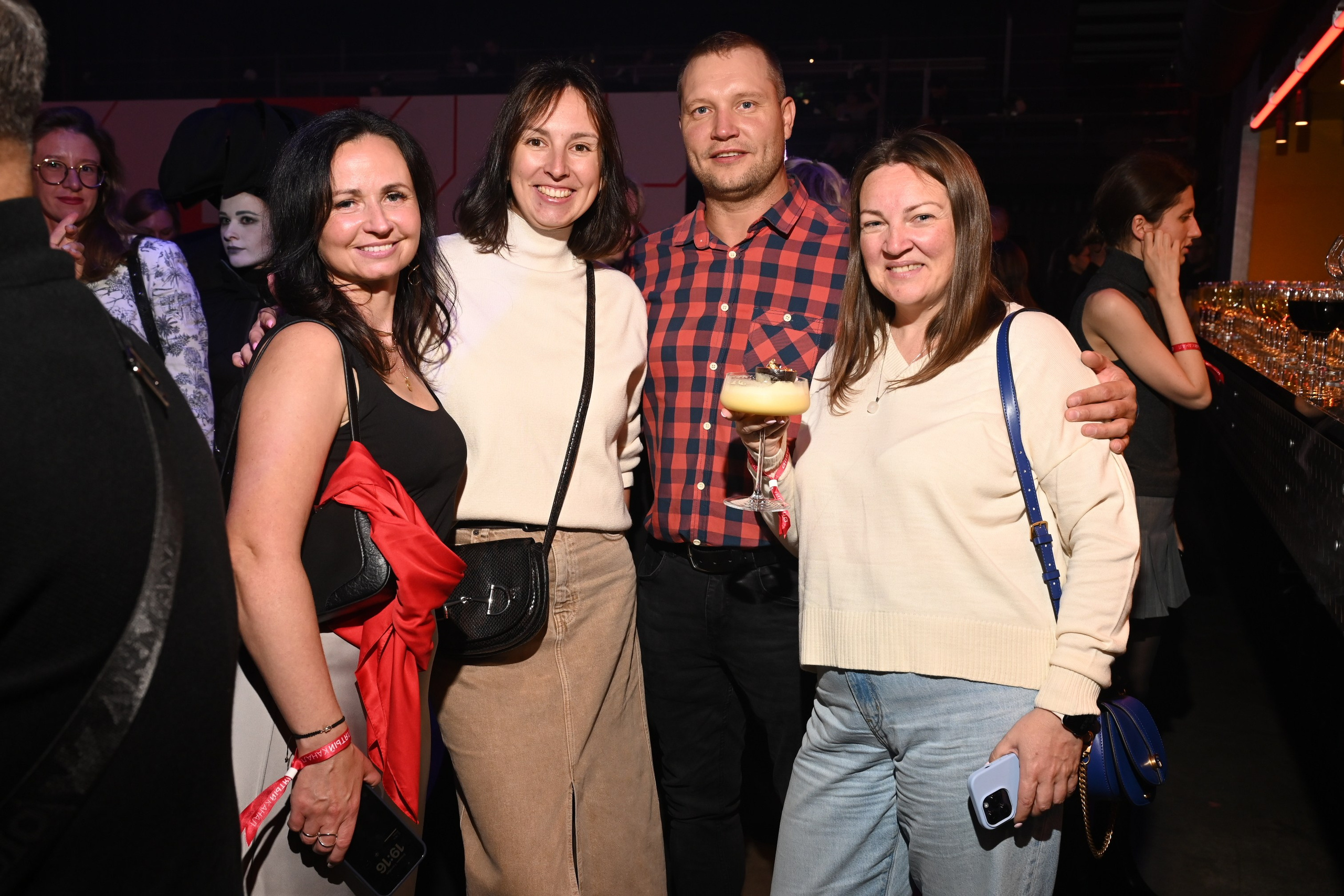 Презентация Пятого канала 01.10.2024. EVEREST PHOTO REPORT