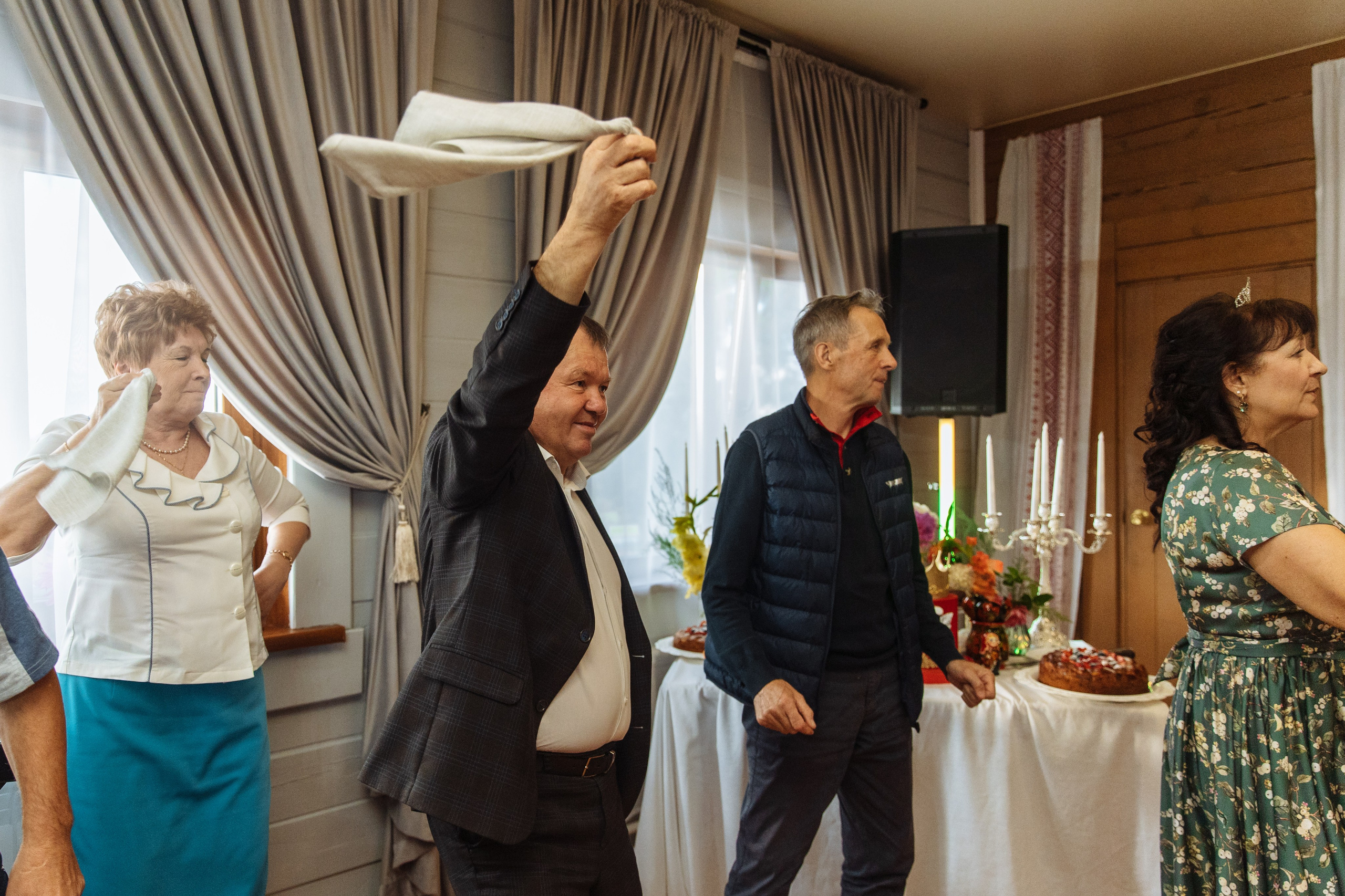 «Иван Васильевич меняет профессию» Юбилей. Свадебный и семейный фотограф в Улан-Удэ