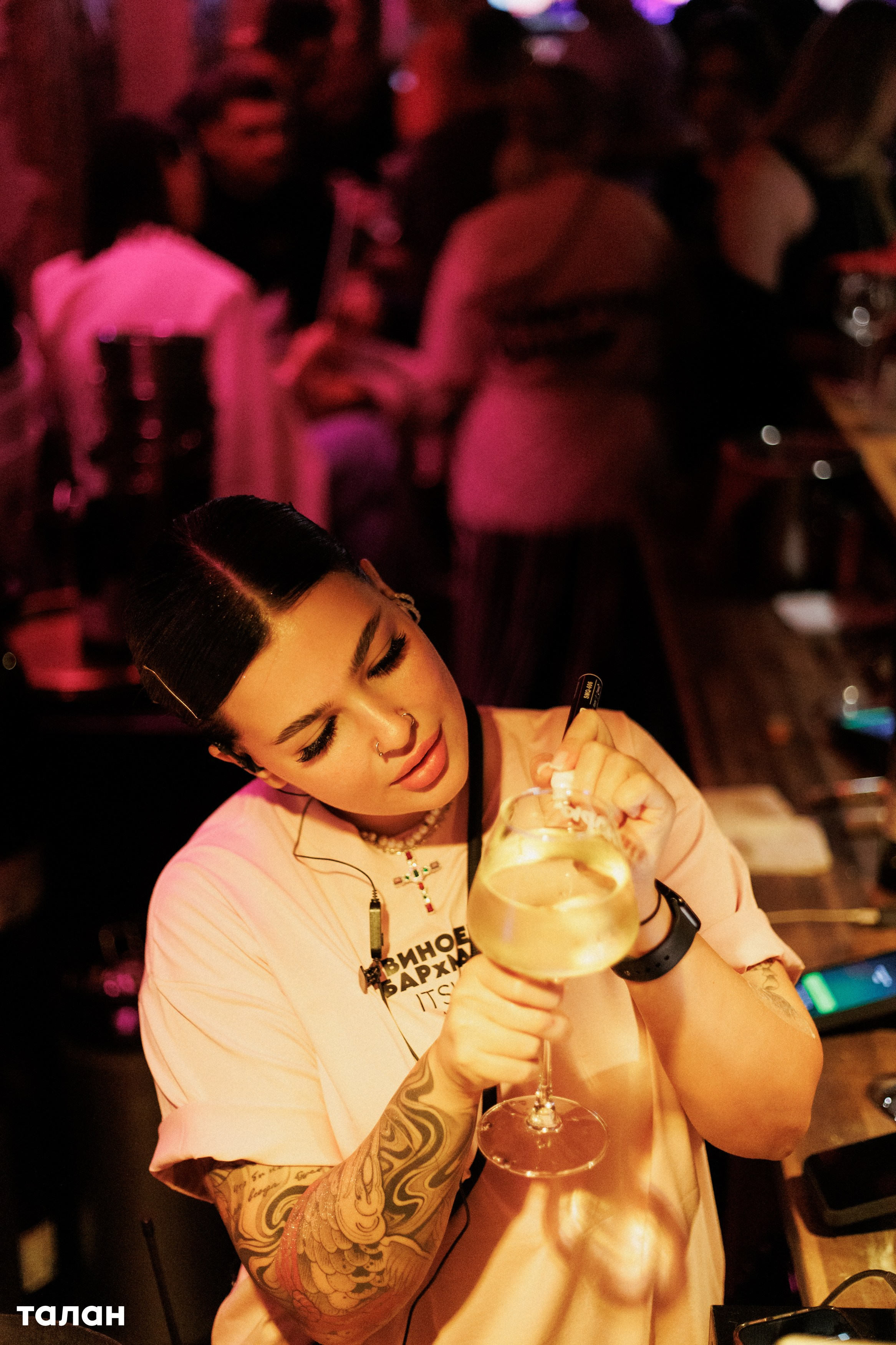 ВИНОТЕКА [бар+магаз] — BIRTHDAY PARTY. СВОИ. ФОТООТЧЕТЫ-СОБЫТИЯ-МЕСТА