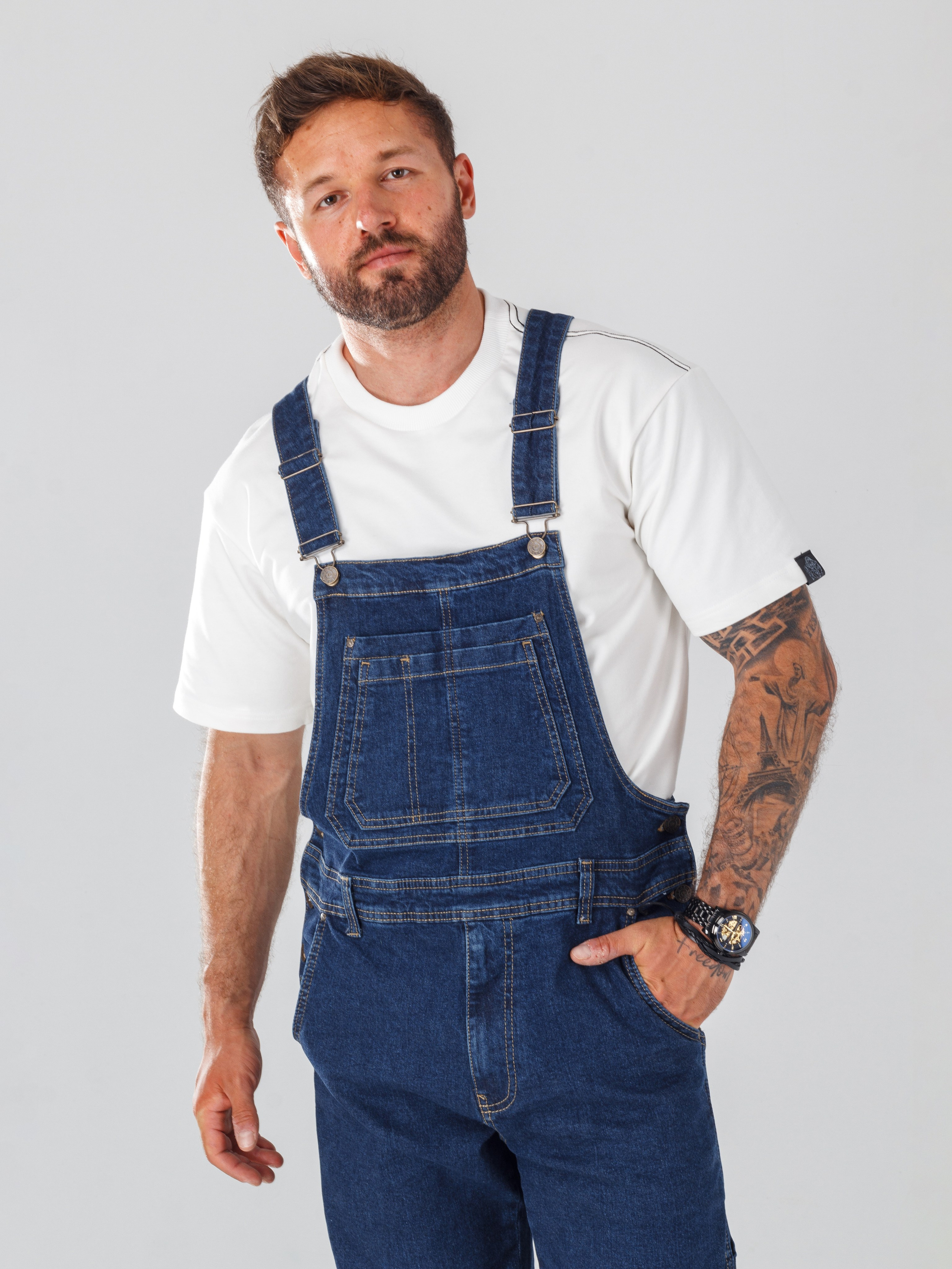 Илья. Фото для маркетплейсов в самых сочных локациях города Сочи