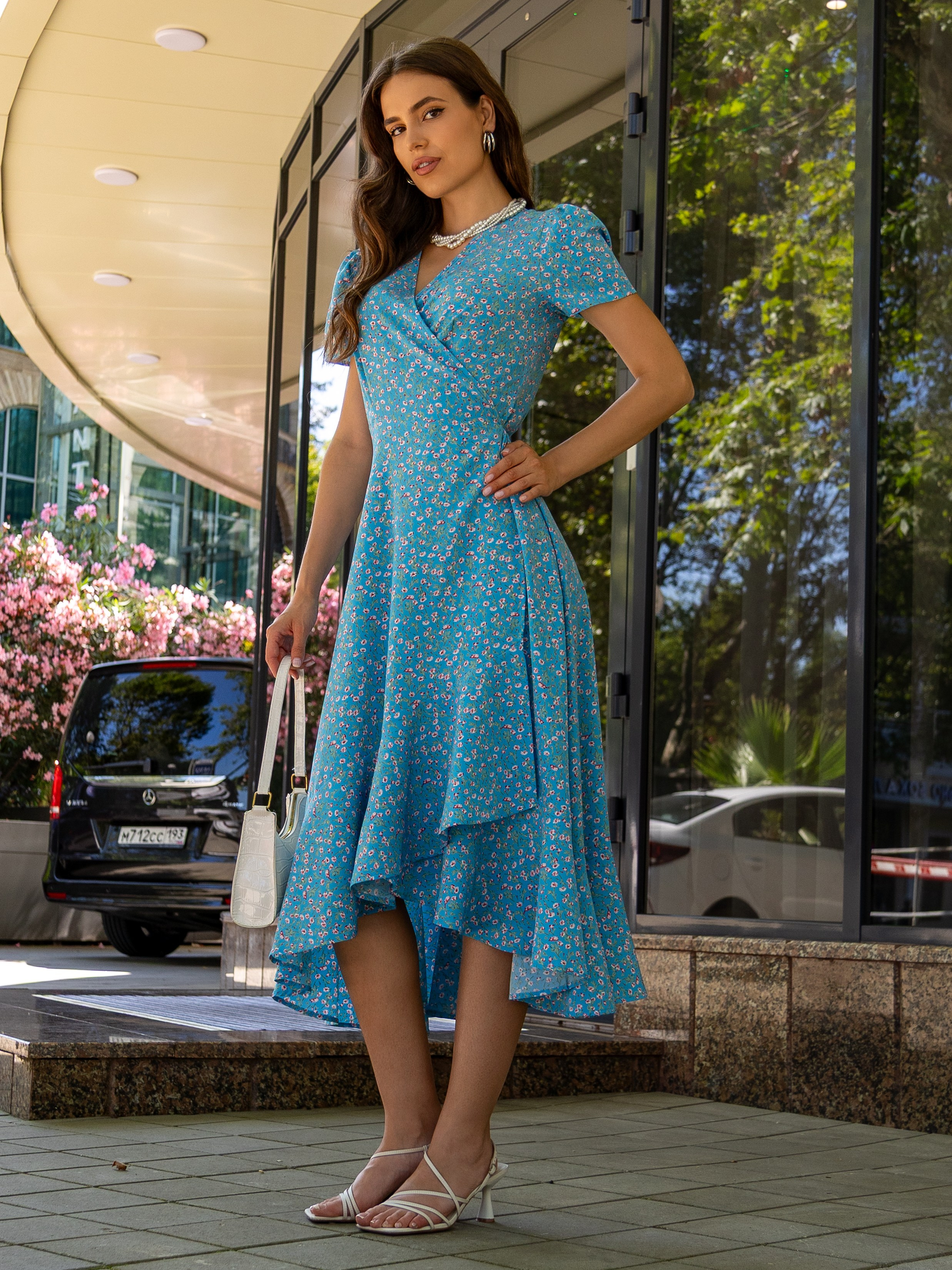 Лиза З. Фото для маркетплейсов в самых сочных локациях города Сочи