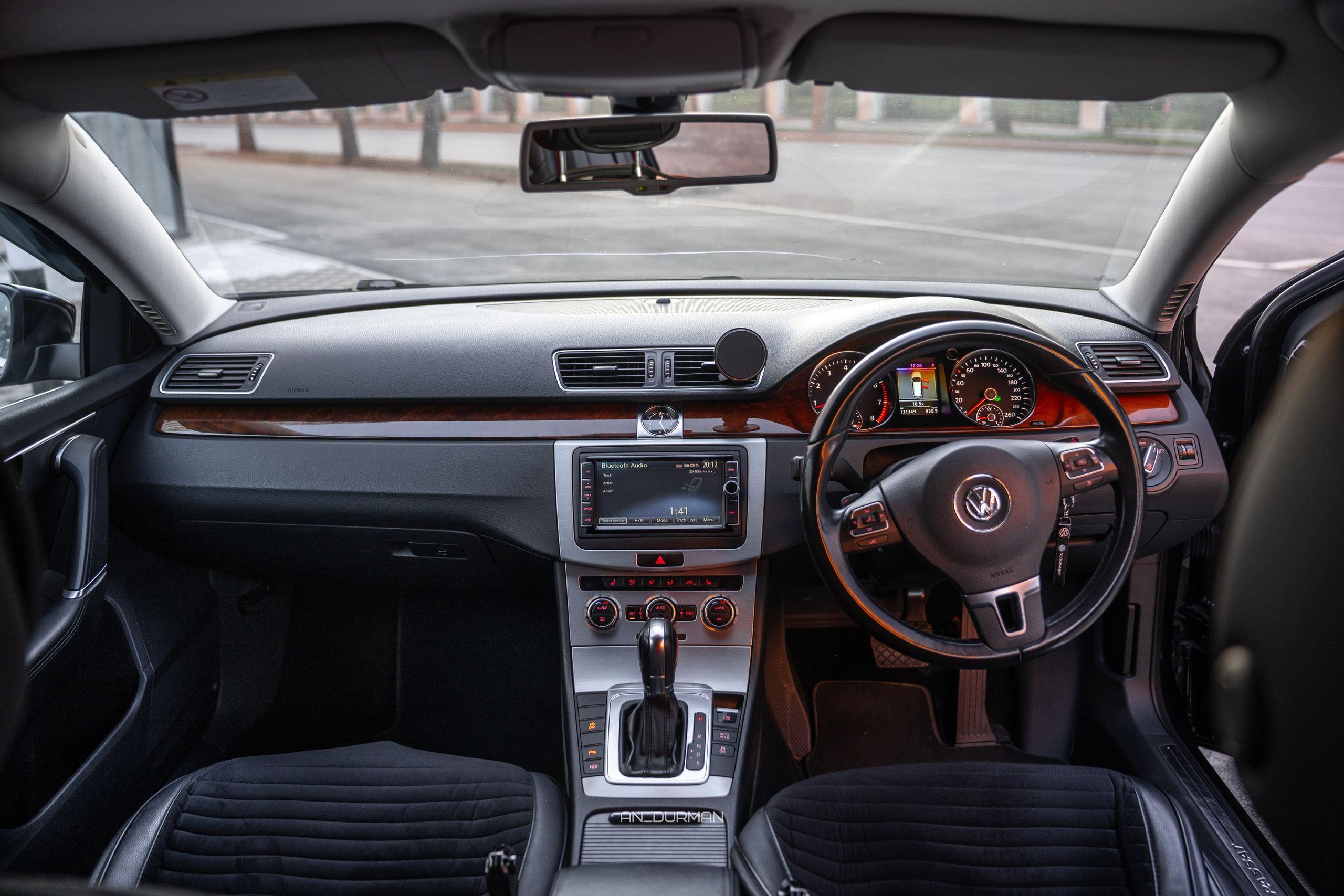 Volkswagen Passat. Фотограф, видеограф и пилот дрона на Байкале