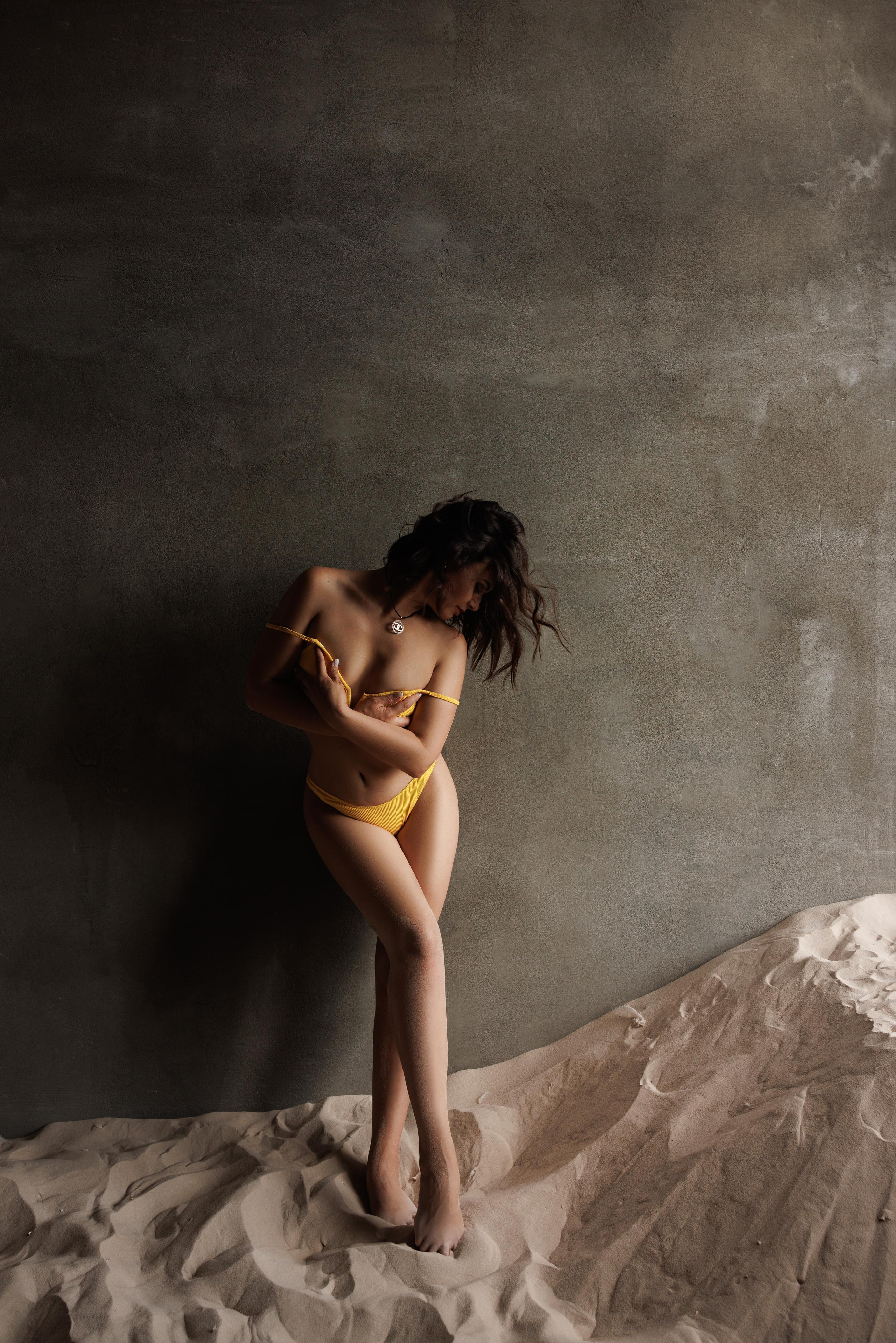 В БЕЛЬЕ. Фотограф Надежда Заломаева