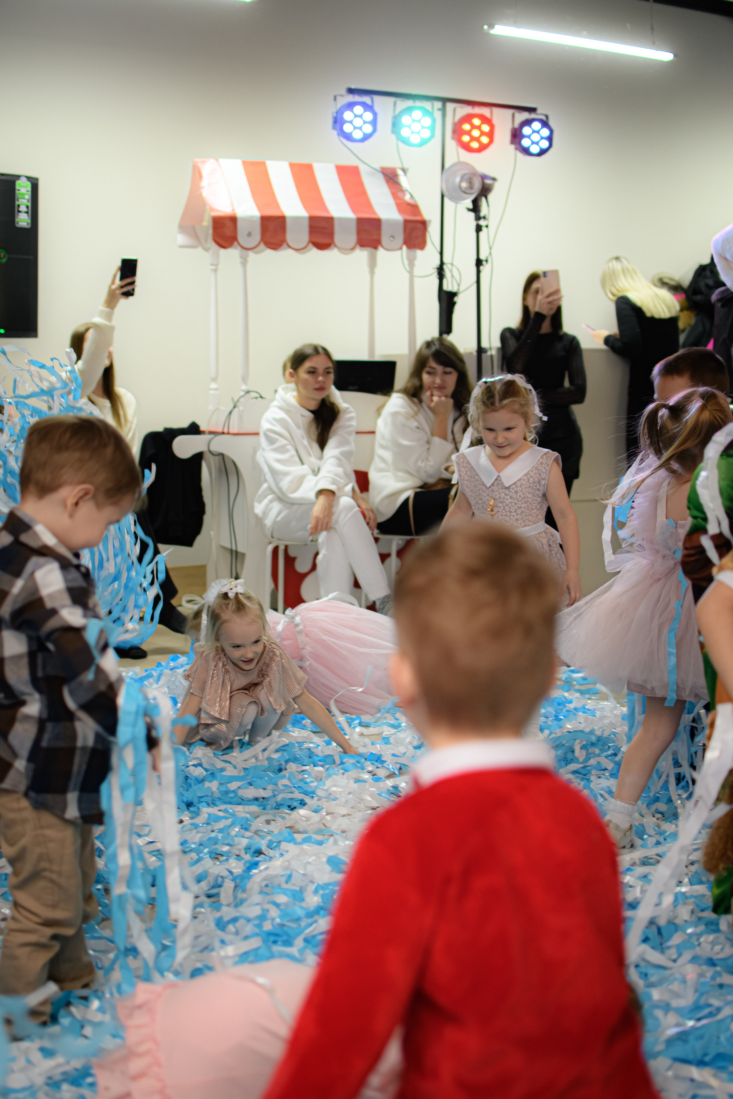 HAPPY NEW YEAR. Photokarish